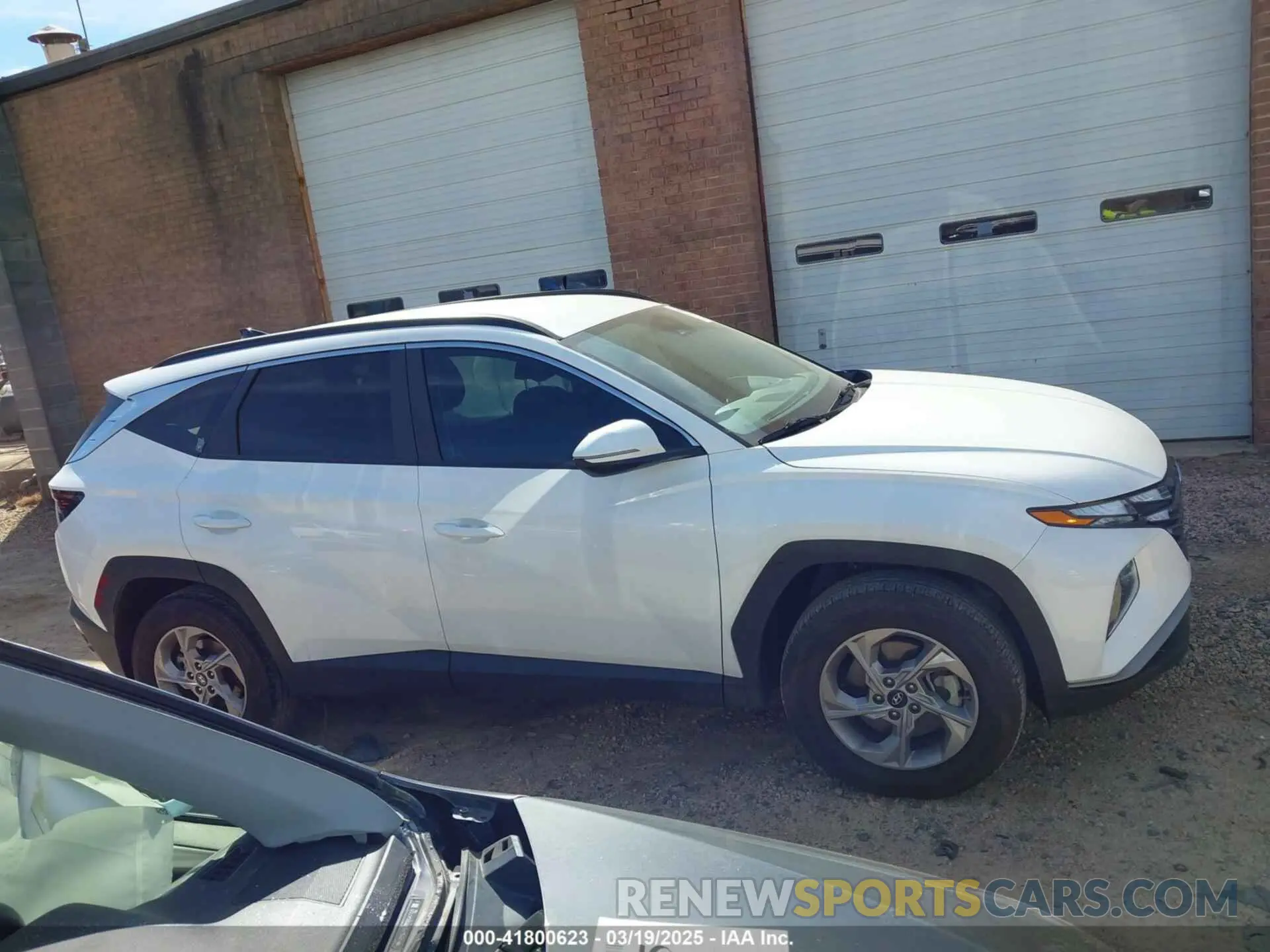 13 Photograph of a damaged car 5NMJBCAE2PH190887 HYUNDAI TUCSON 2023