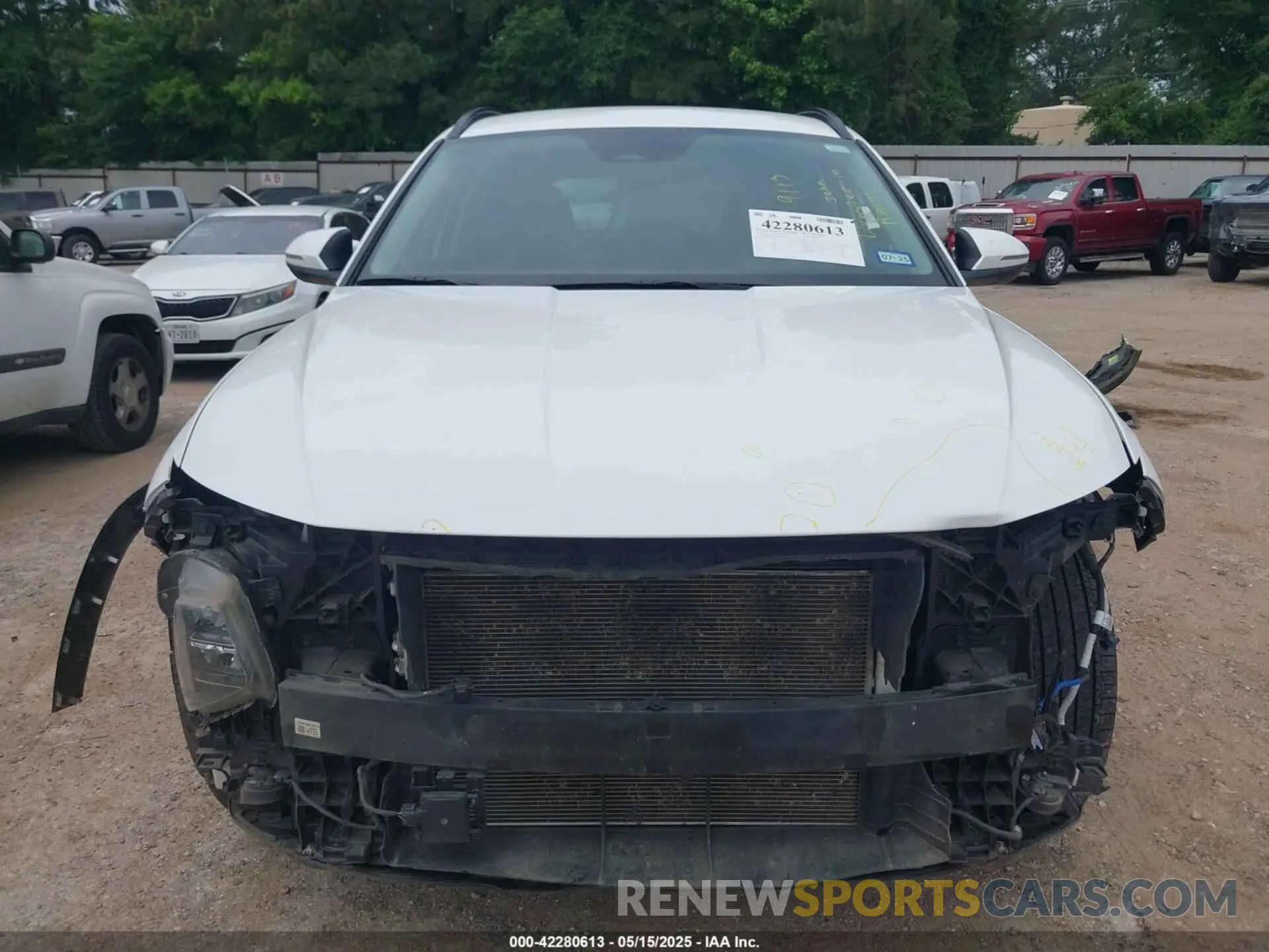 13 Photograph of a damaged car 5NMJBCAE2PH275003 HYUNDAI TUCSON 2023