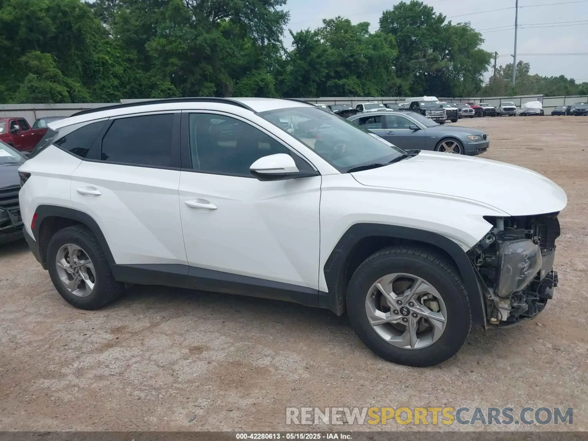14 Photograph of a damaged car 5NMJBCAE2PH275003 HYUNDAI TUCSON 2023