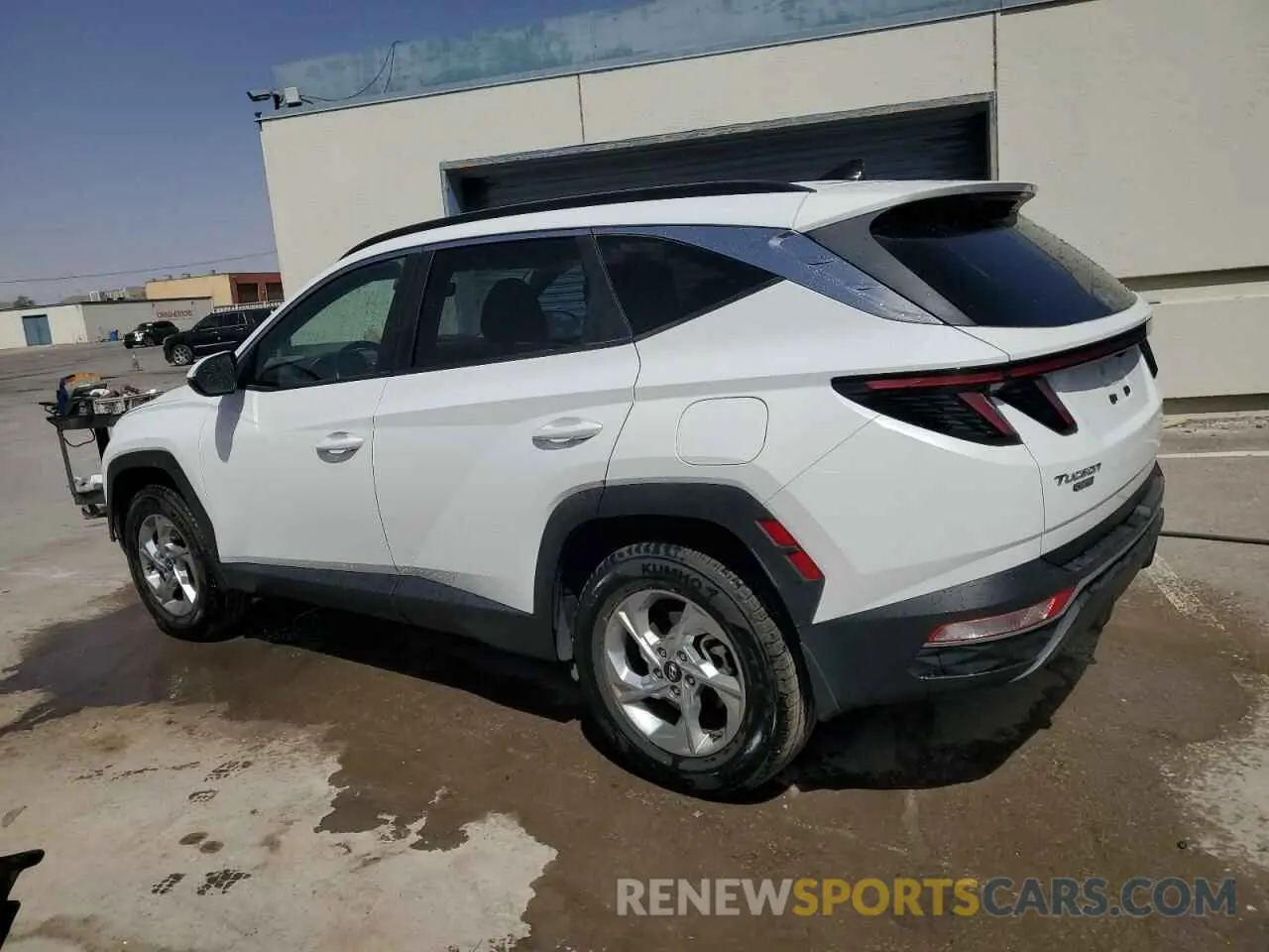2 Photograph of a damaged car 5NMJBCAE2PH288415 HYUNDAI TUCSON 2023