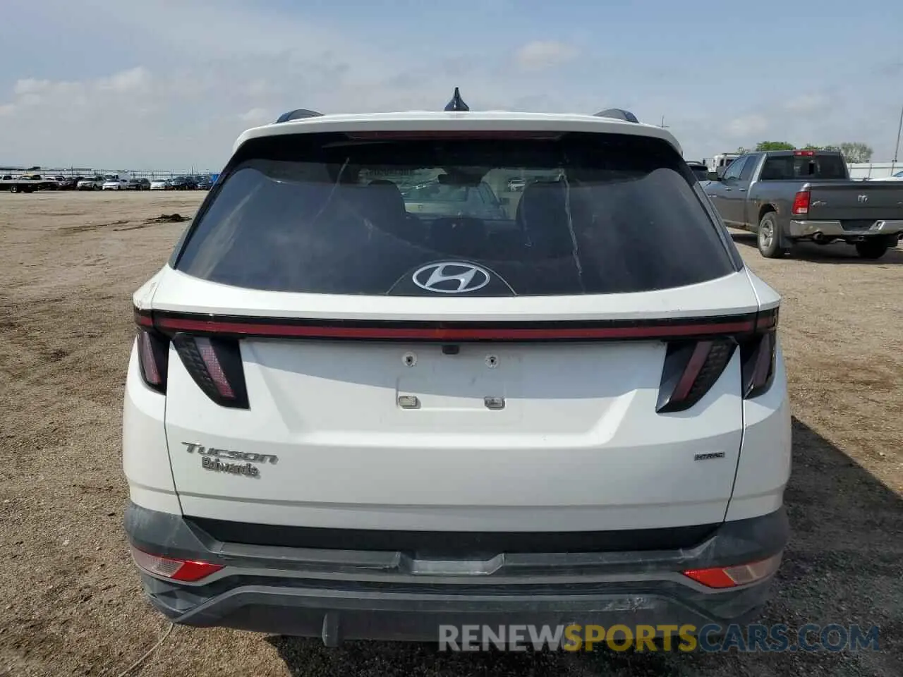 6 Photograph of a damaged car 5NMJBCAE3PH190641 HYUNDAI TUCSON 2023