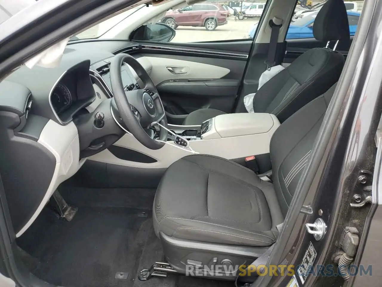 7 Photograph of a damaged car 5NMJBCAE3PH261921 HYUNDAI TUCSON 2023