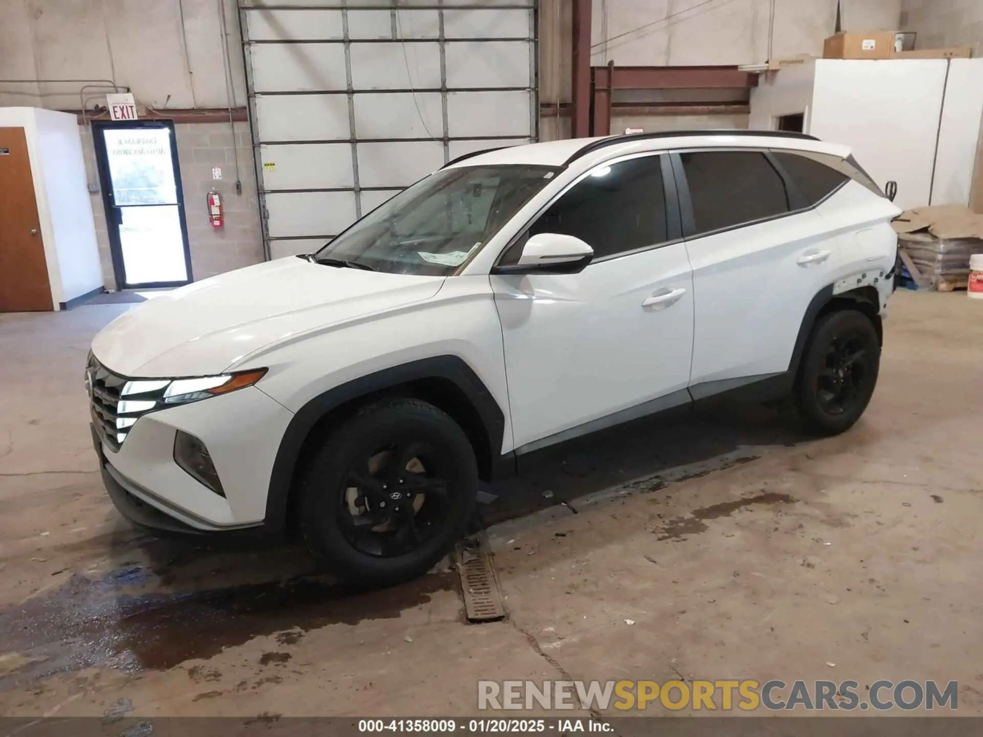 2 Photograph of a damaged car 5NMJBCAE4PH187585 HYUNDAI TUCSON 2023