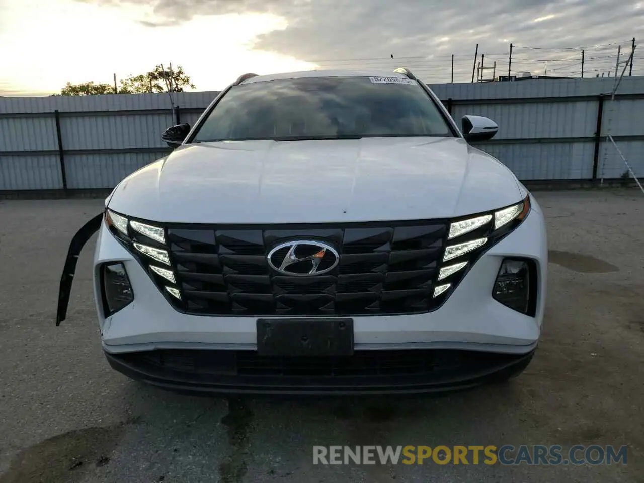 5 Photograph of a damaged car 5NMJBCAE4PH188980 HYUNDAI TUCSON 2023