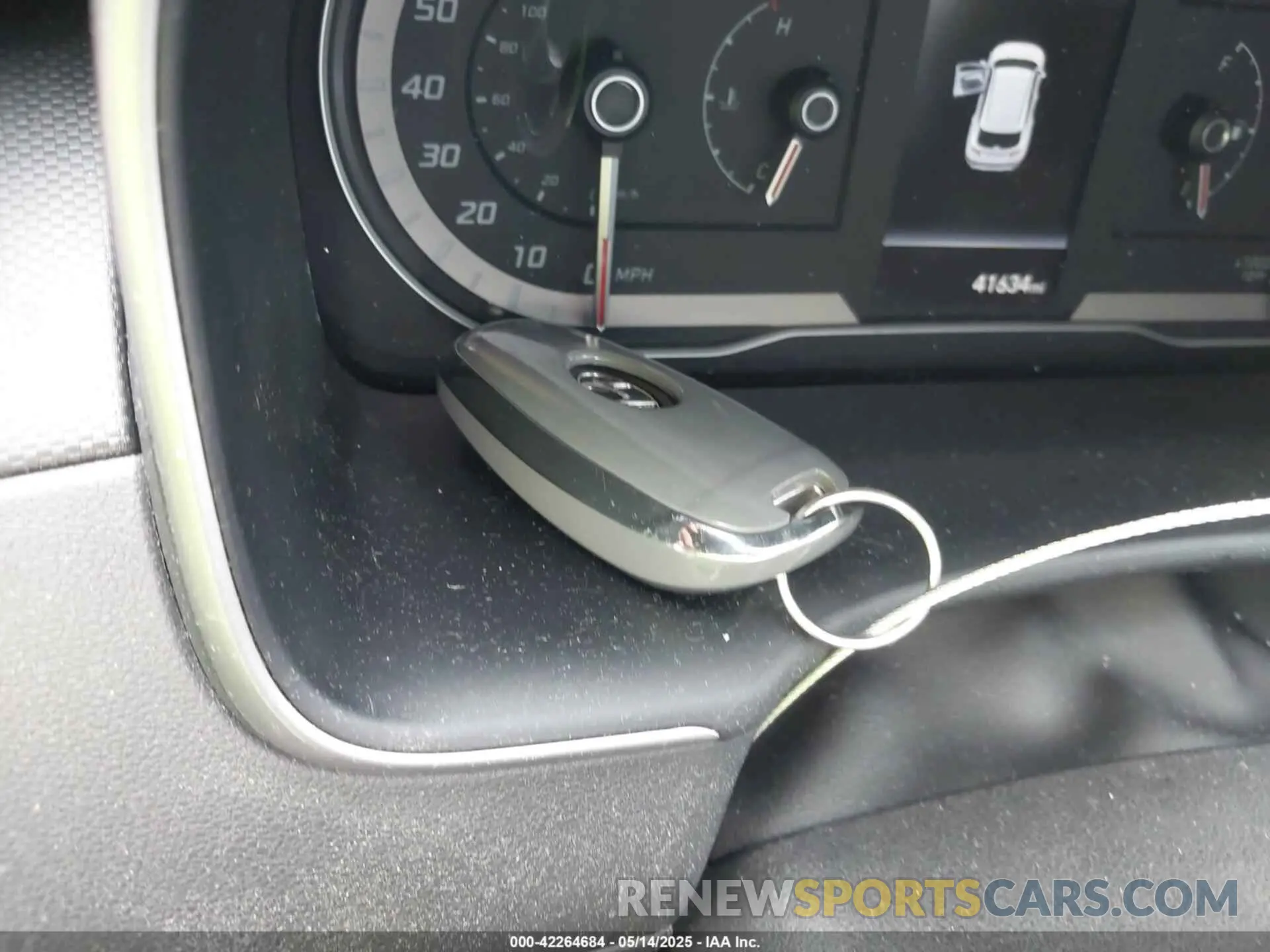 11 Photograph of a damaged car 5NMJBCAE4PH238244 HYUNDAI TUCSON 2023