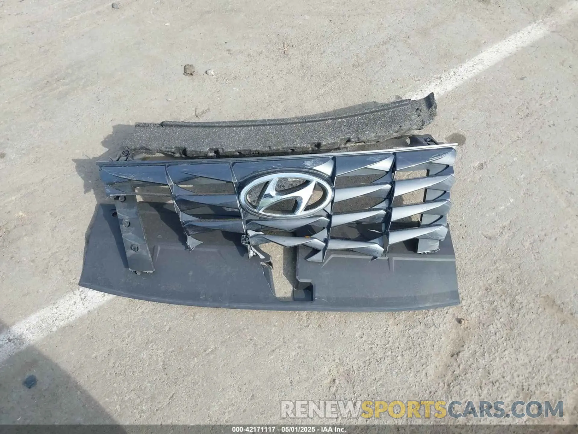 12 Photograph of a damaged car 5NMJBCAE5PH180953 HYUNDAI TUCSON 2023
