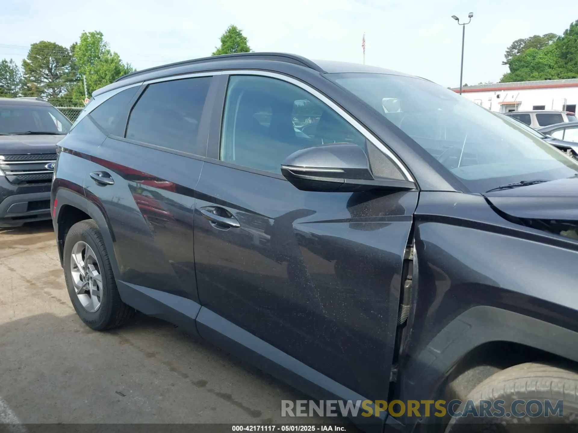 14 Photograph of a damaged car 5NMJBCAE5PH180953 HYUNDAI TUCSON 2023