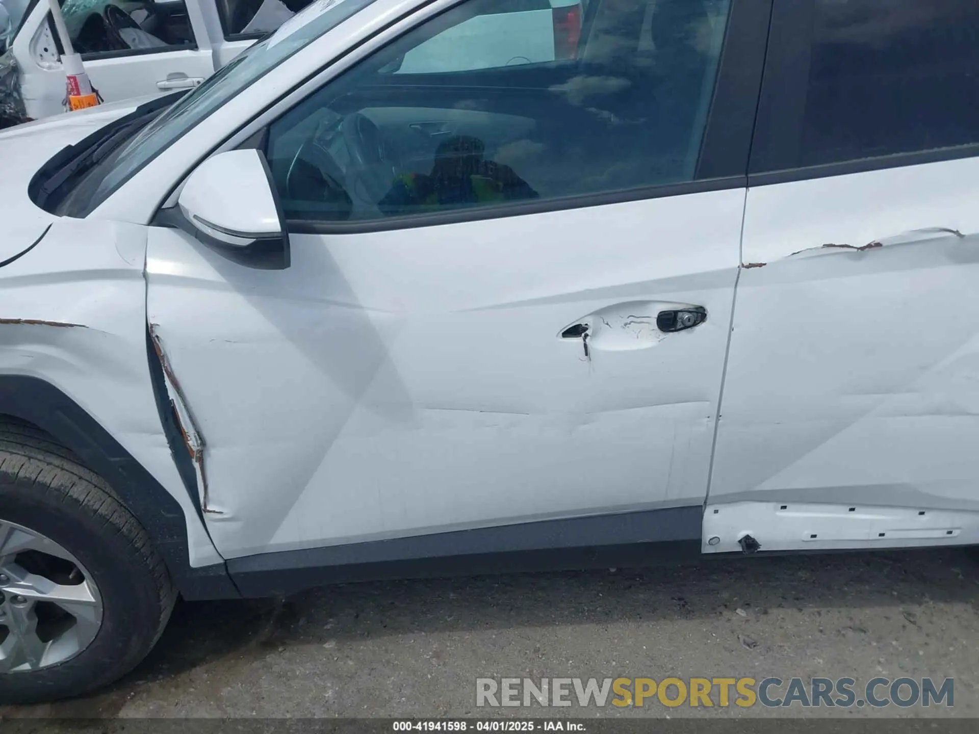 17 Photograph of a damaged car 5NMJBCAE5PH221713 HYUNDAI TUCSON 2023