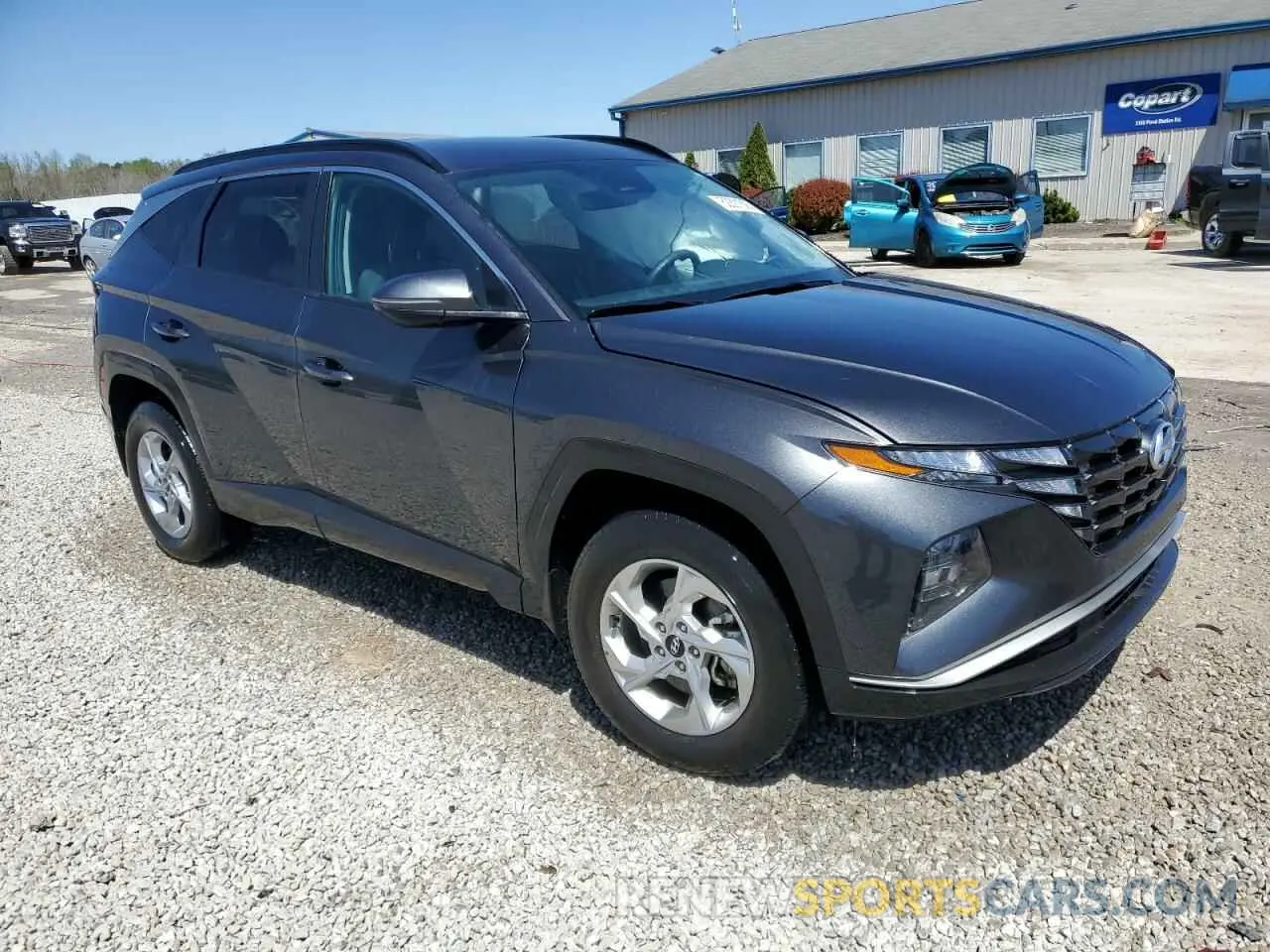 4 Photograph of a damaged car 5NMJBCAE5PH294015 HYUNDAI TUCSON 2023