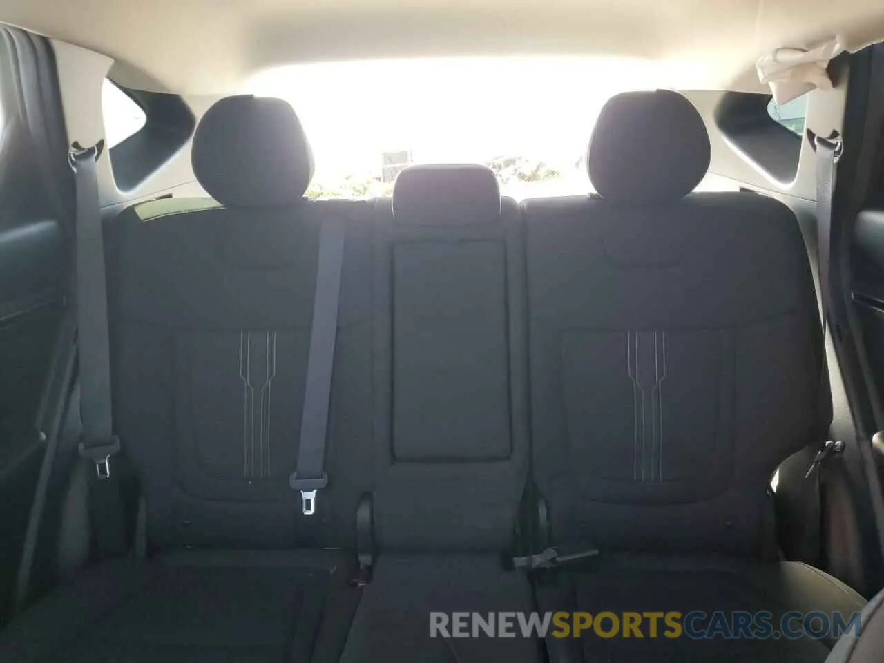 10 Photograph of a damaged car 5NMJBCAE6PH186194 HYUNDAI TUCSON 2023