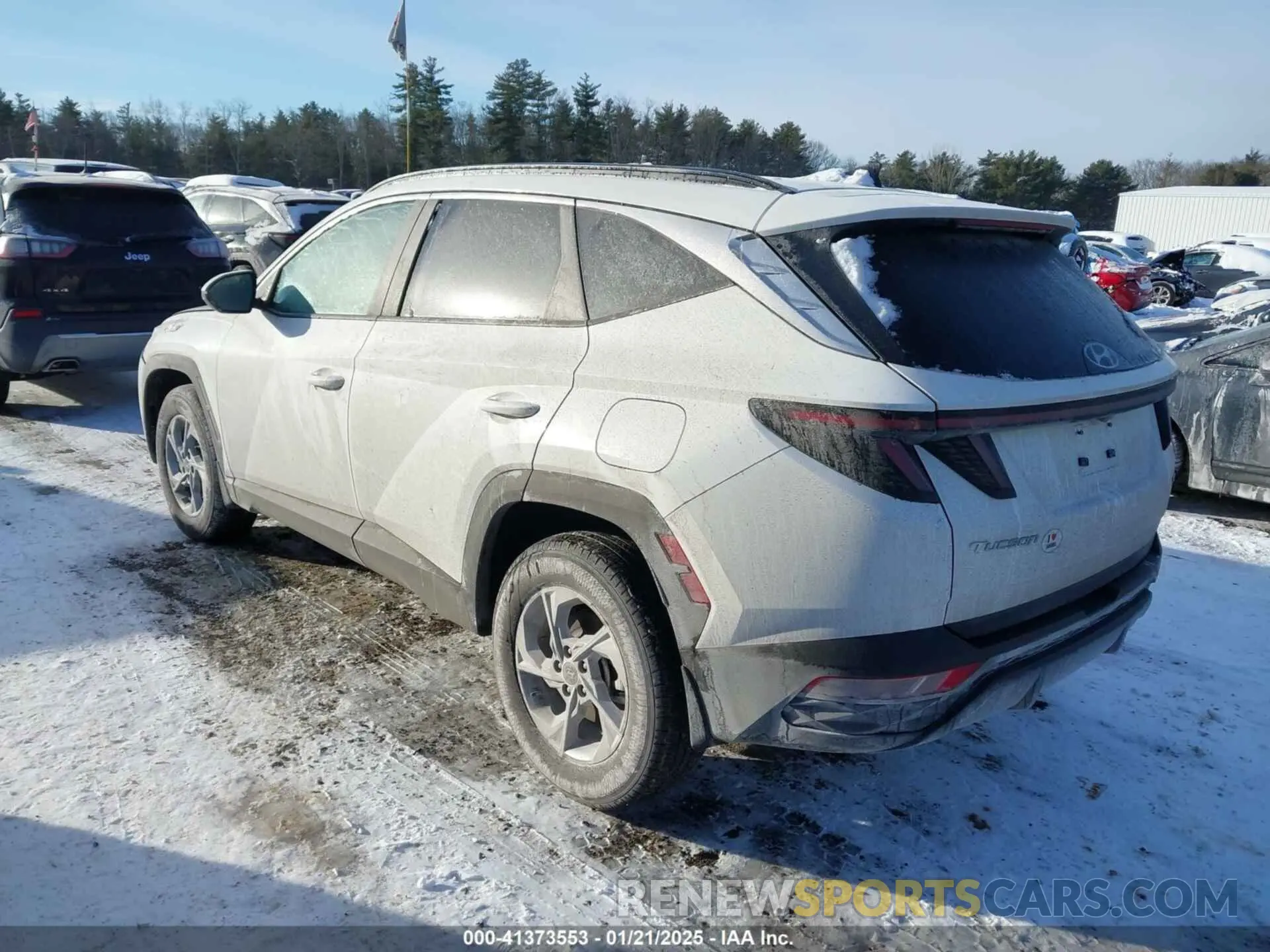 3 Photograph of a damaged car 5NMJBCAE6PH255692 HYUNDAI TUCSON 2023