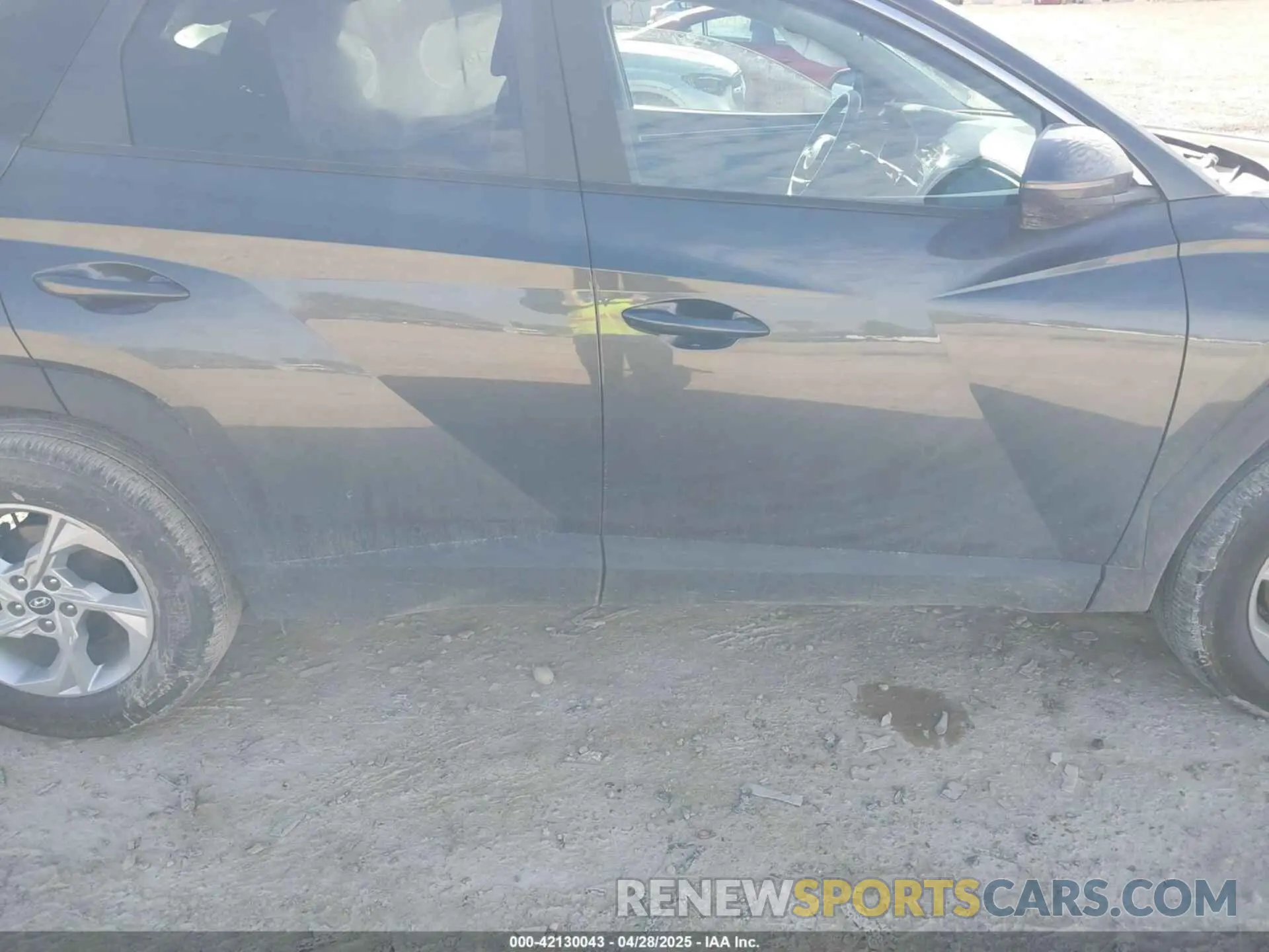 14 Photograph of a damaged car 5NMJBCAE6PH294007 HYUNDAI TUCSON 2023