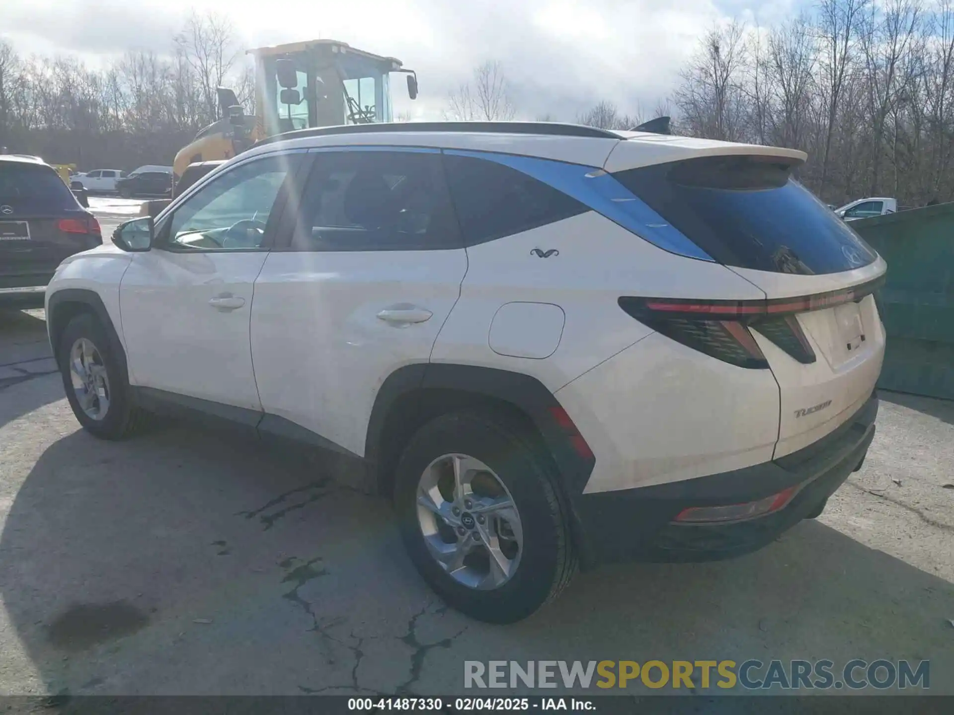 3 Photograph of a damaged car 5NMJBCAE7PH197219 HYUNDAI TUCSON 2023