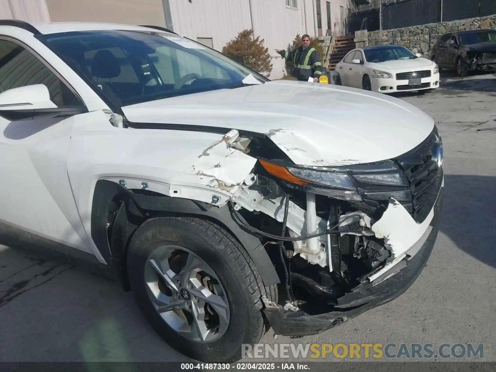 6 Photograph of a damaged car 5NMJBCAE7PH197219 HYUNDAI TUCSON 2023