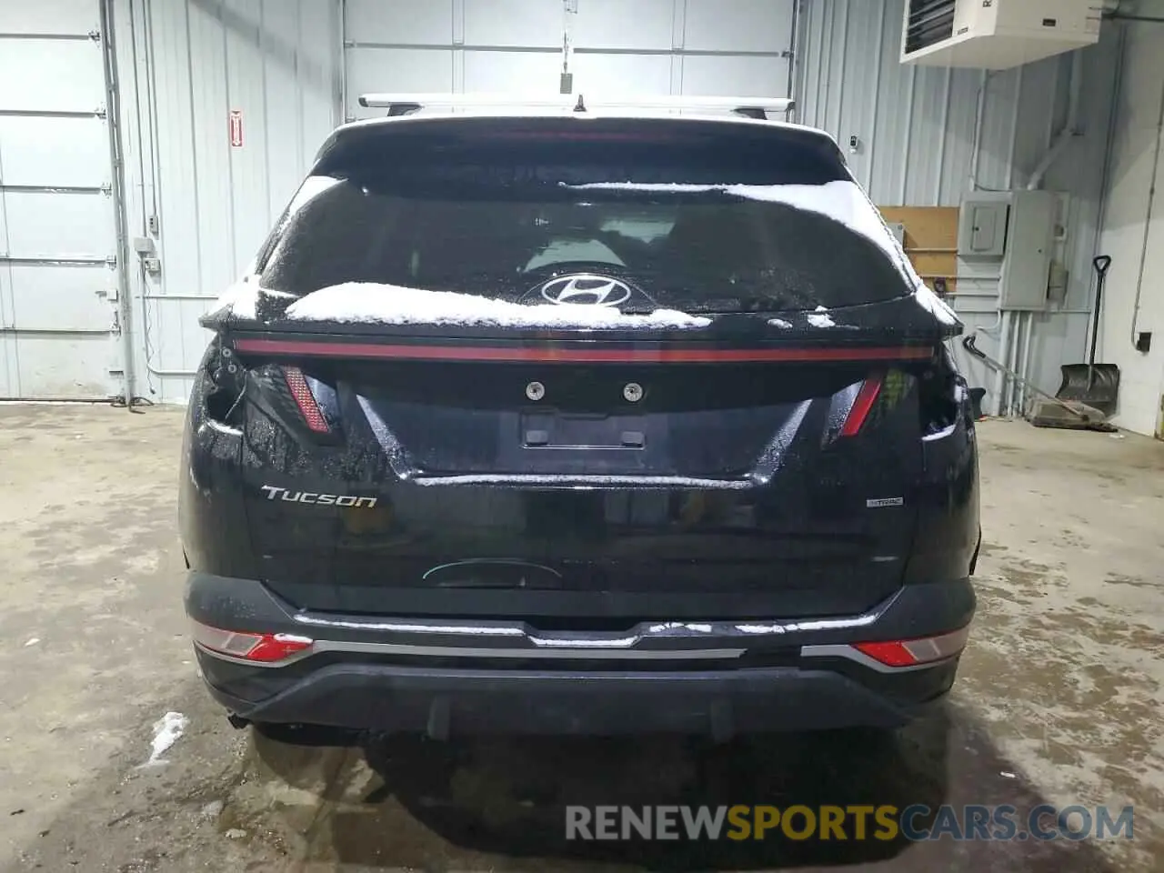 6 Photograph of a damaged car 5NMJBCAE7PH214875 HYUNDAI TUCSON 2023