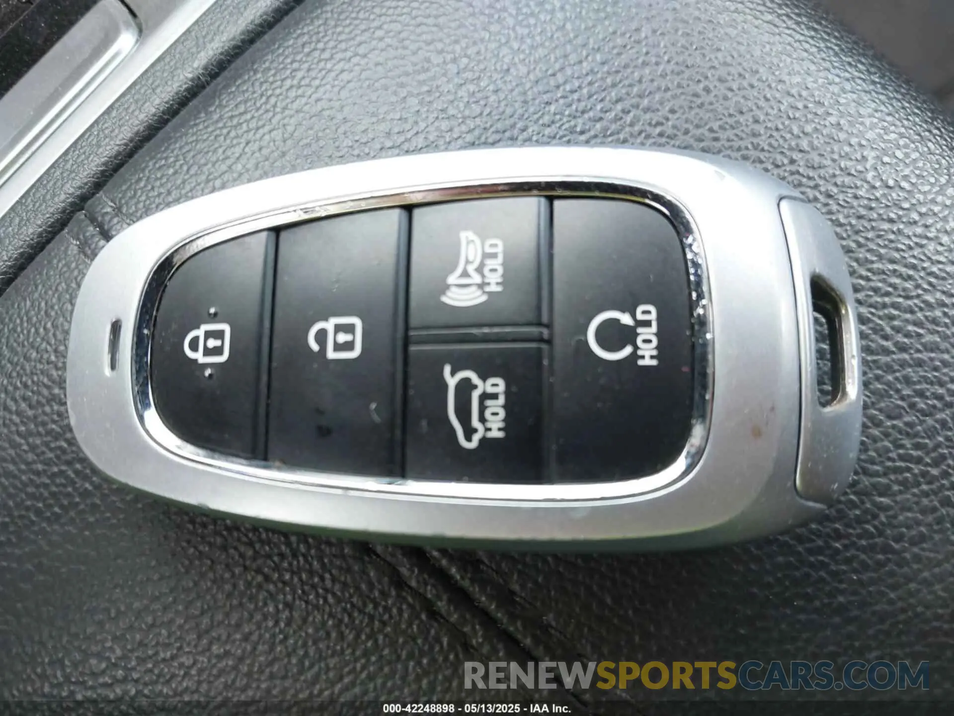 11 Photograph of a damaged car 5NMJBCAE7PH287437 HYUNDAI TUCSON 2023