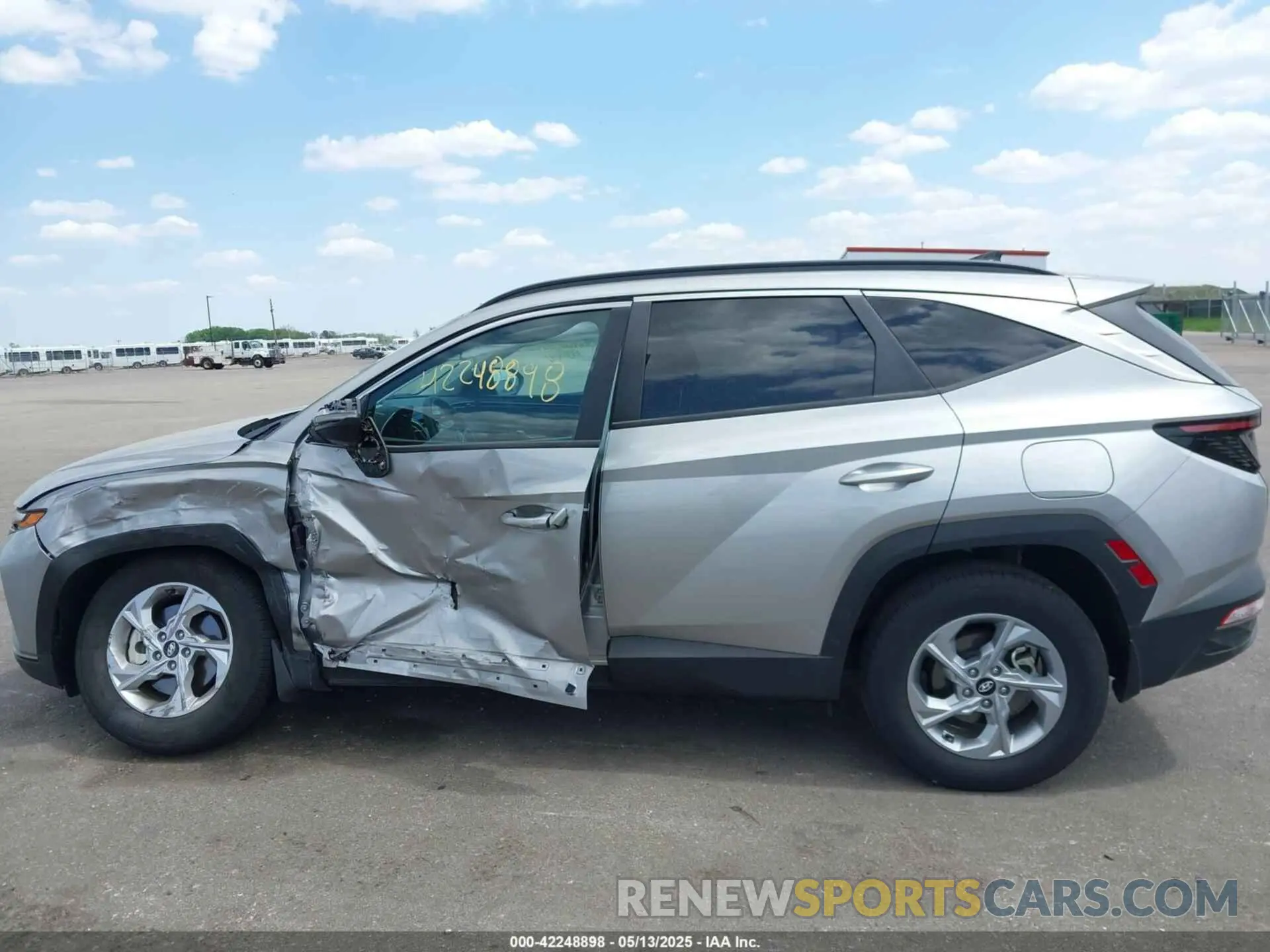 14 Photograph of a damaged car 5NMJBCAE7PH287437 HYUNDAI TUCSON 2023