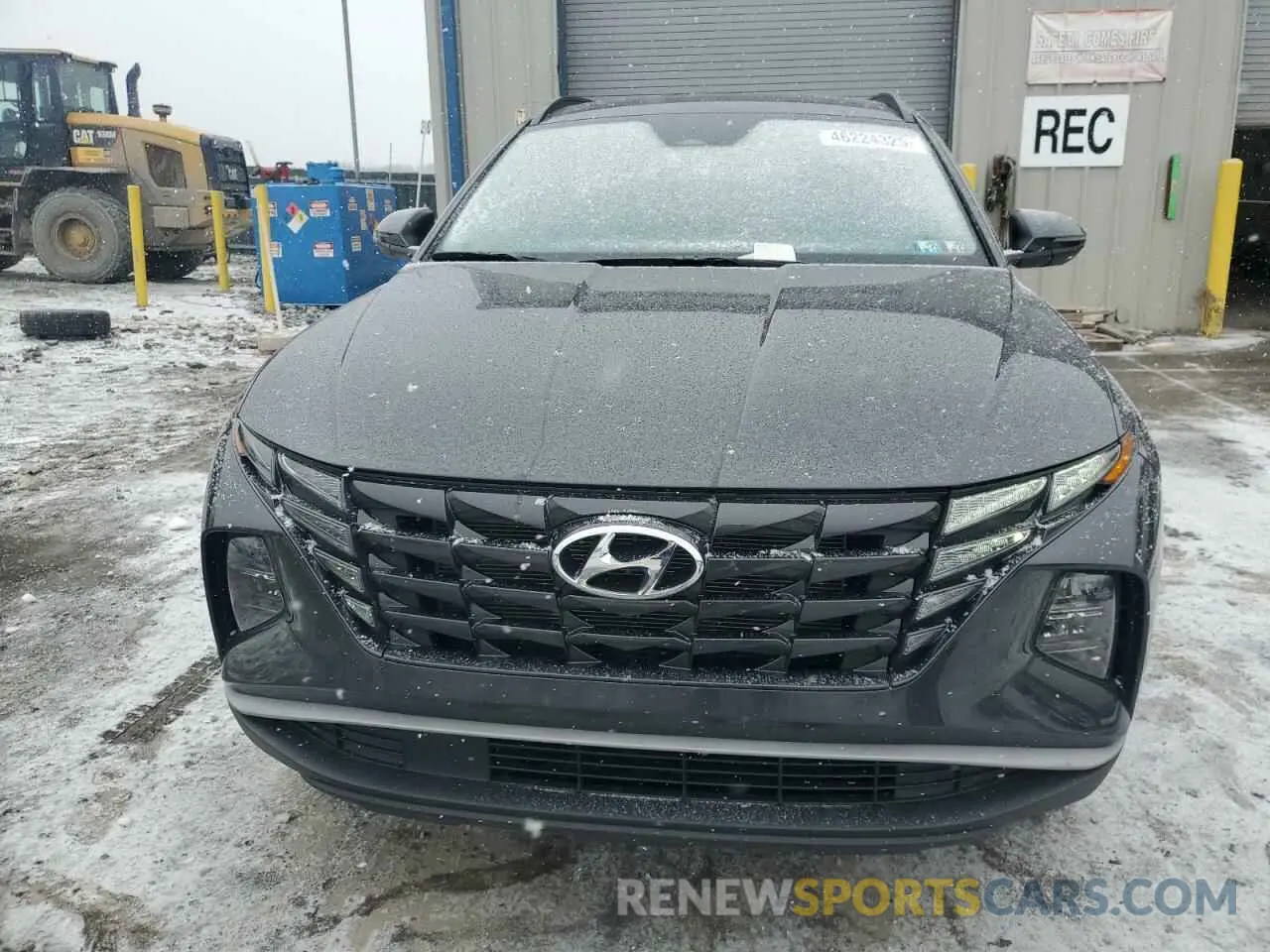 5 Photograph of a damaged car 5NMJBCAE8PH166402 HYUNDAI TUCSON 2023