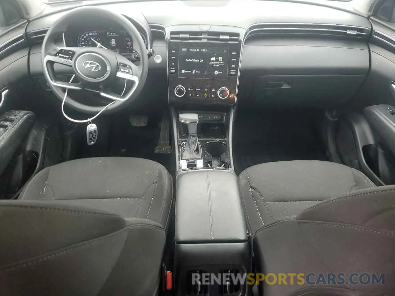 8 Photograph of a damaged car 5NMJBCAE8PH166402 HYUNDAI TUCSON 2023