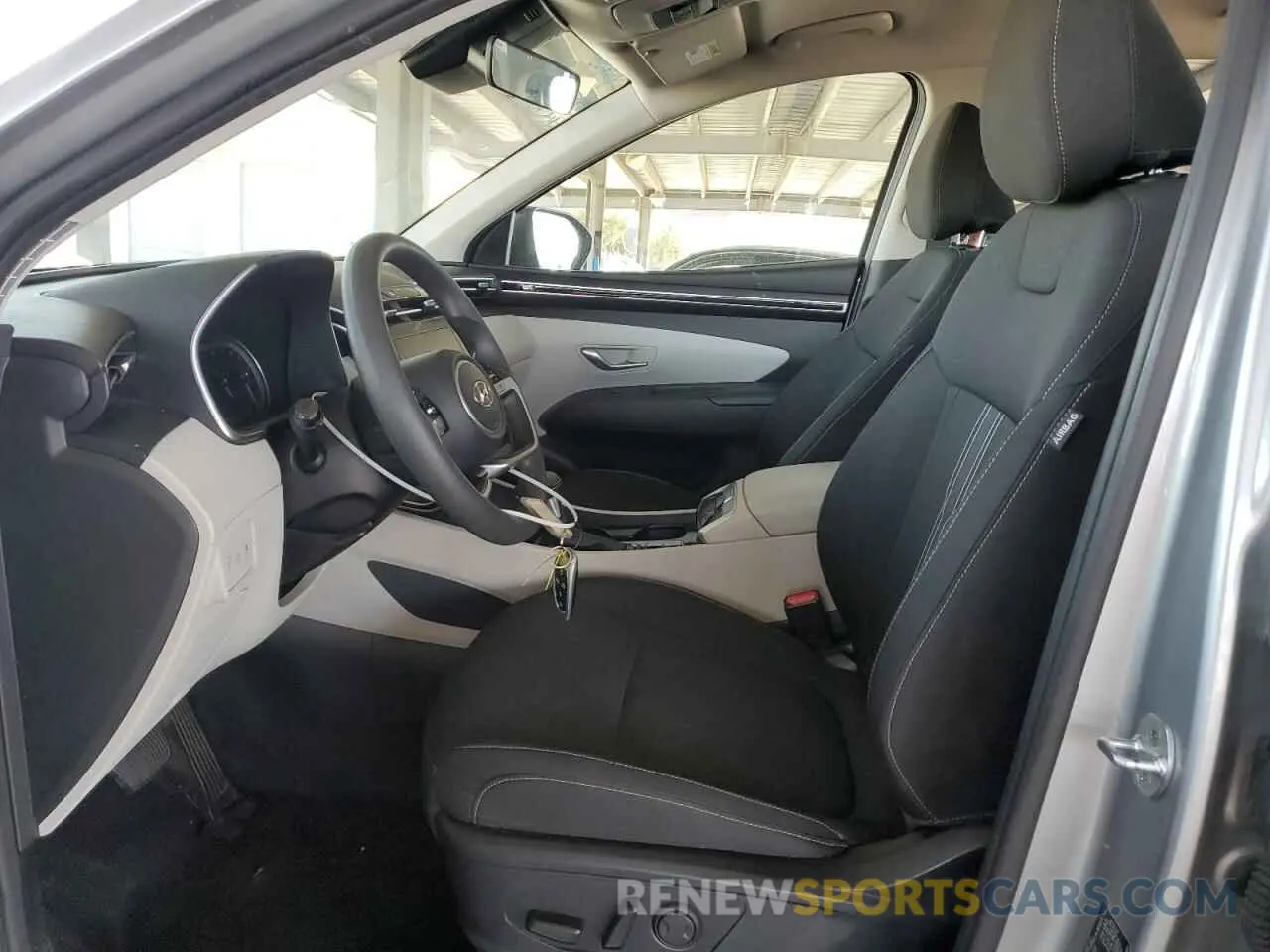 7 Photograph of a damaged car 5NMJBCAE8PH217008 HYUNDAI TUCSON 2023