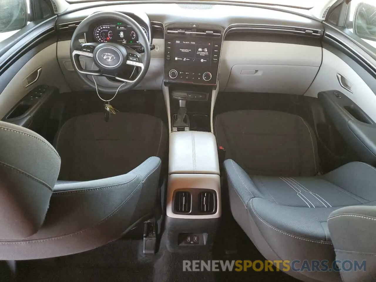 8 Photograph of a damaged car 5NMJBCAE8PH217008 HYUNDAI TUCSON 2023
