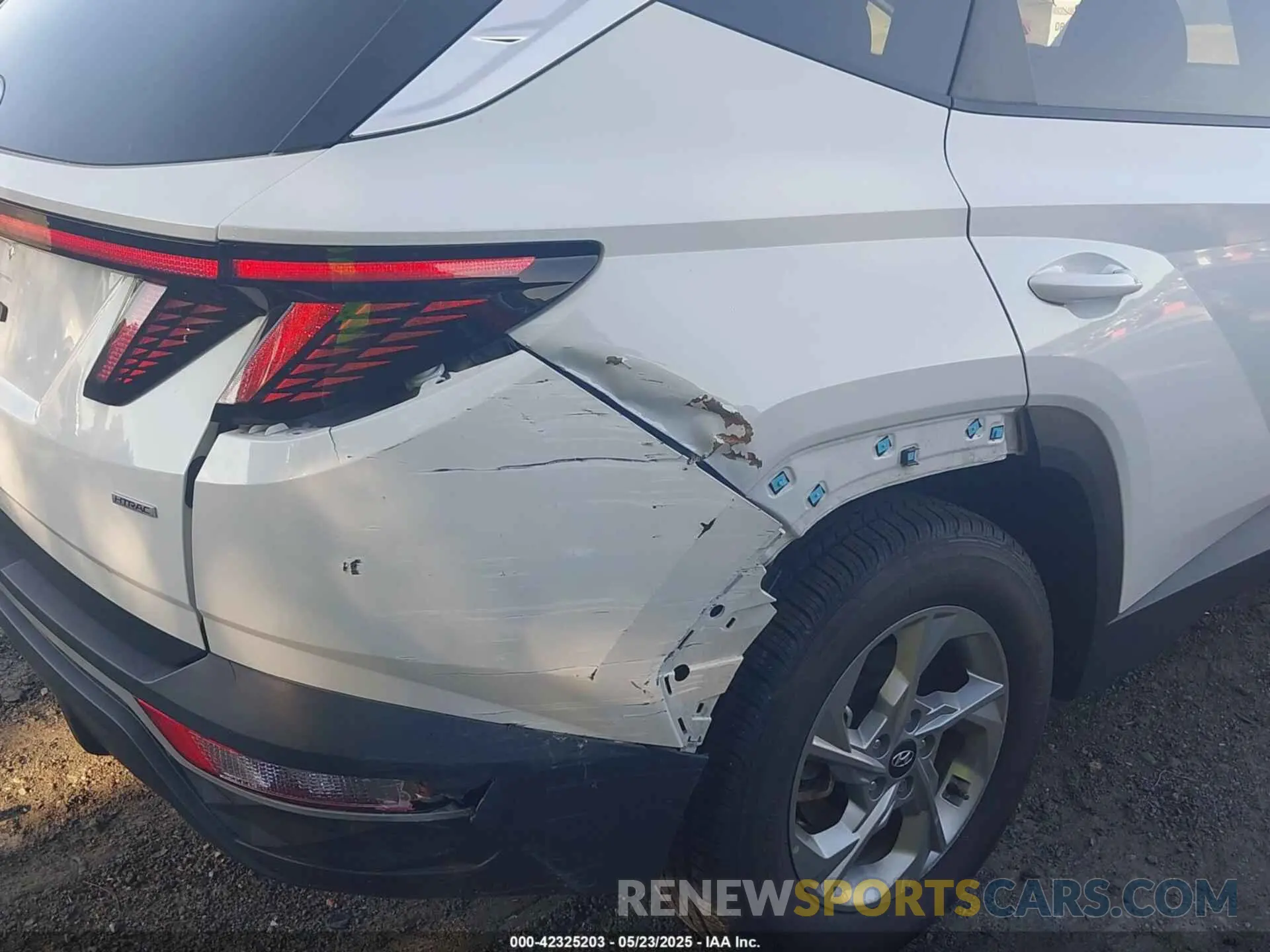 6 Photograph of a damaged car 5NMJBCAE8PH262255 HYUNDAI TUCSON 2023