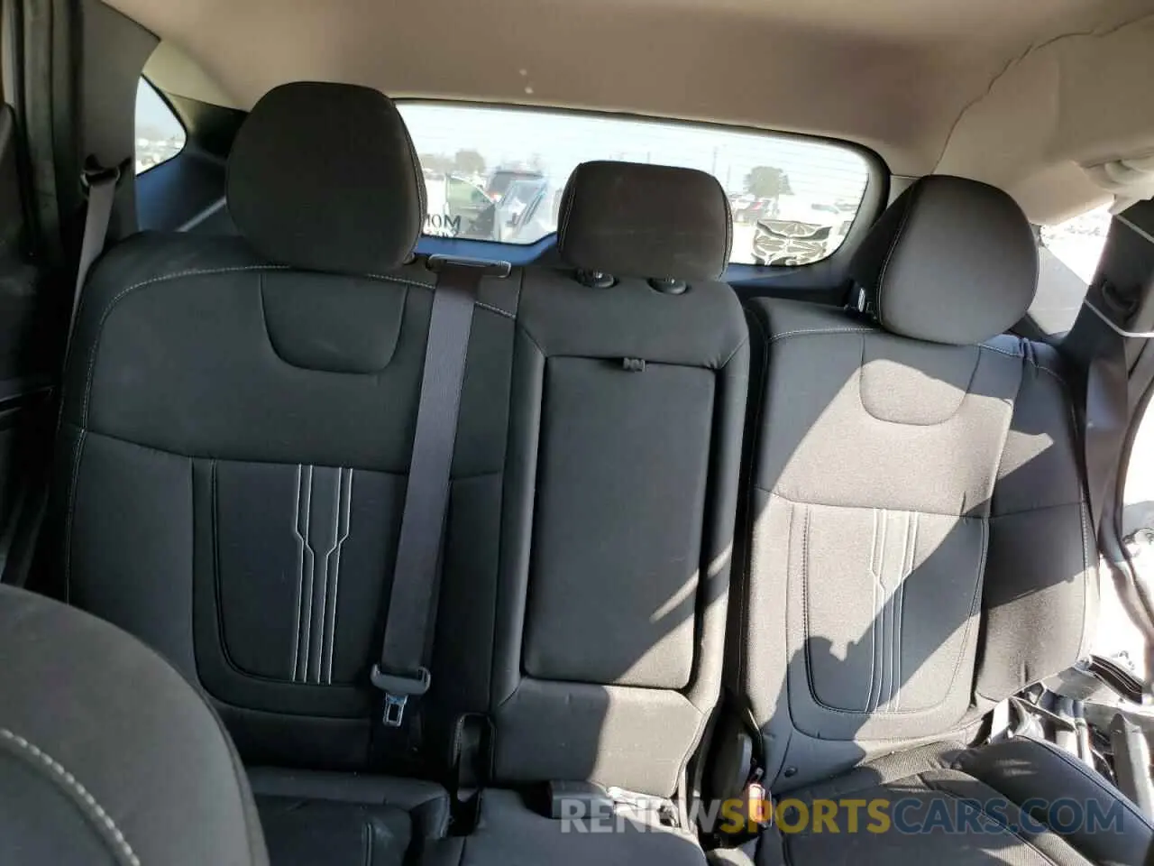 10 Photograph of a damaged car 5NMJBCAE8PH282294 HYUNDAI TUCSON 2023