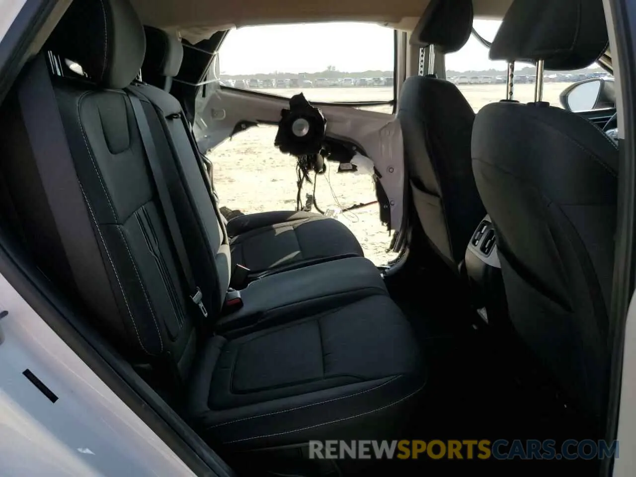 12 Photograph of a damaged car 5NMJBCAE8PH282294 HYUNDAI TUCSON 2023