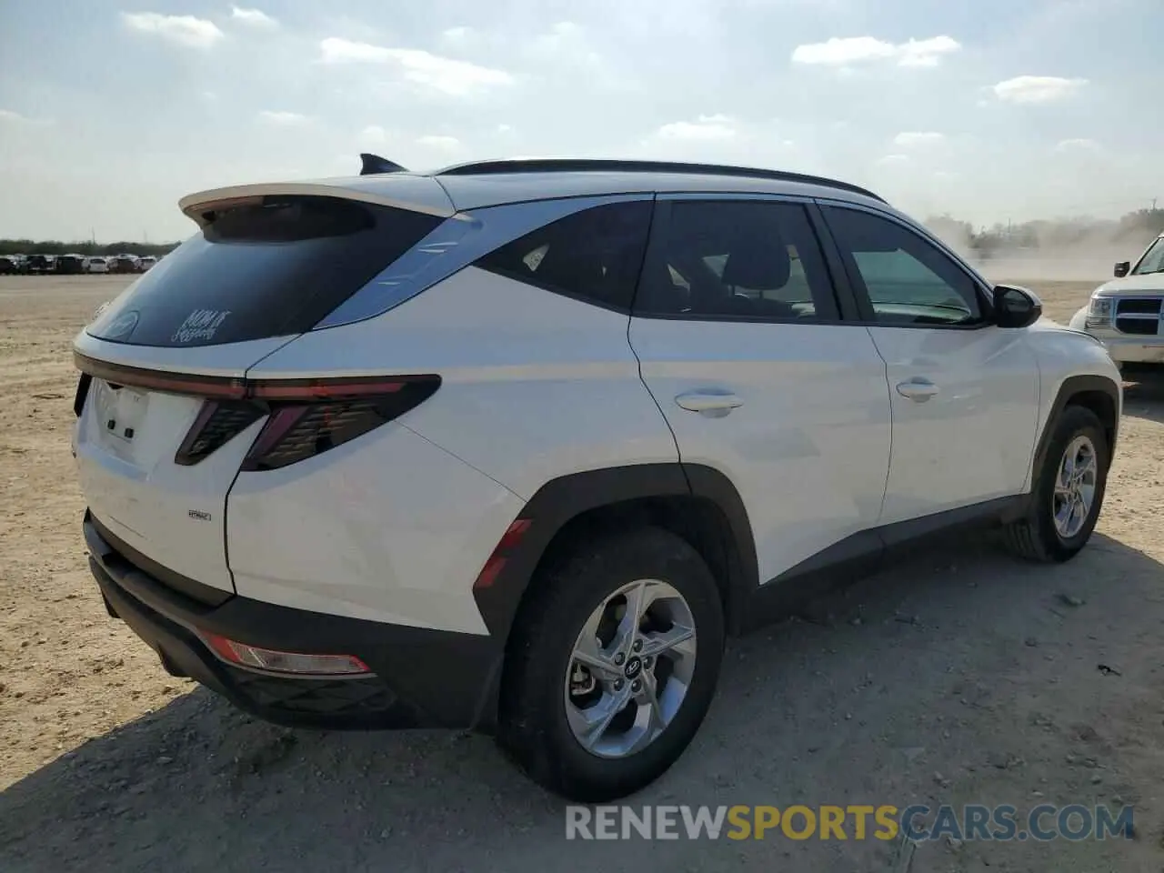 3 Photograph of a damaged car 5NMJBCAE8PH282294 HYUNDAI TUCSON 2023