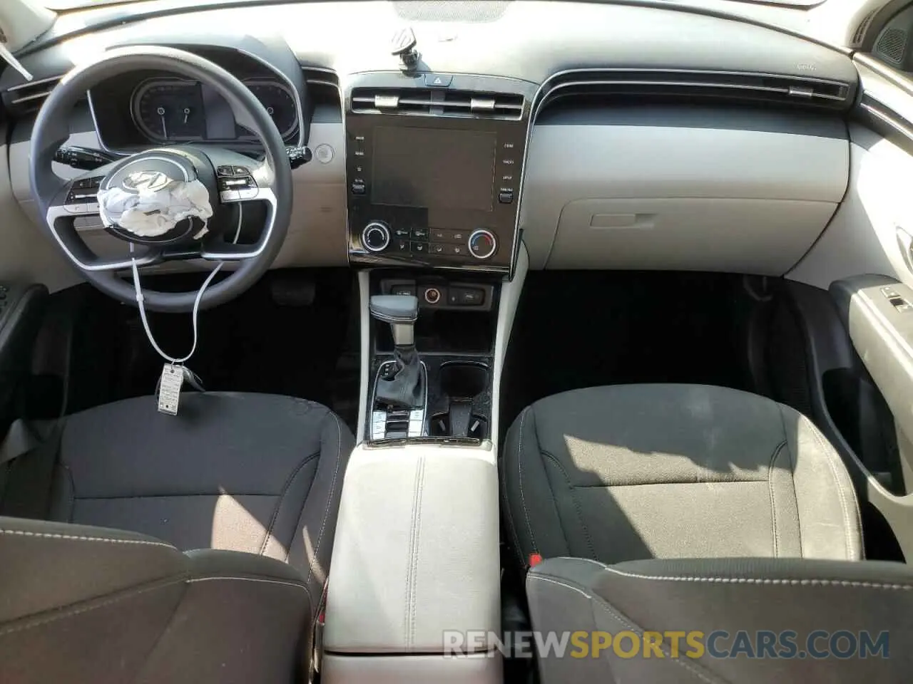 8 Photograph of a damaged car 5NMJBCAE8PH282294 HYUNDAI TUCSON 2023