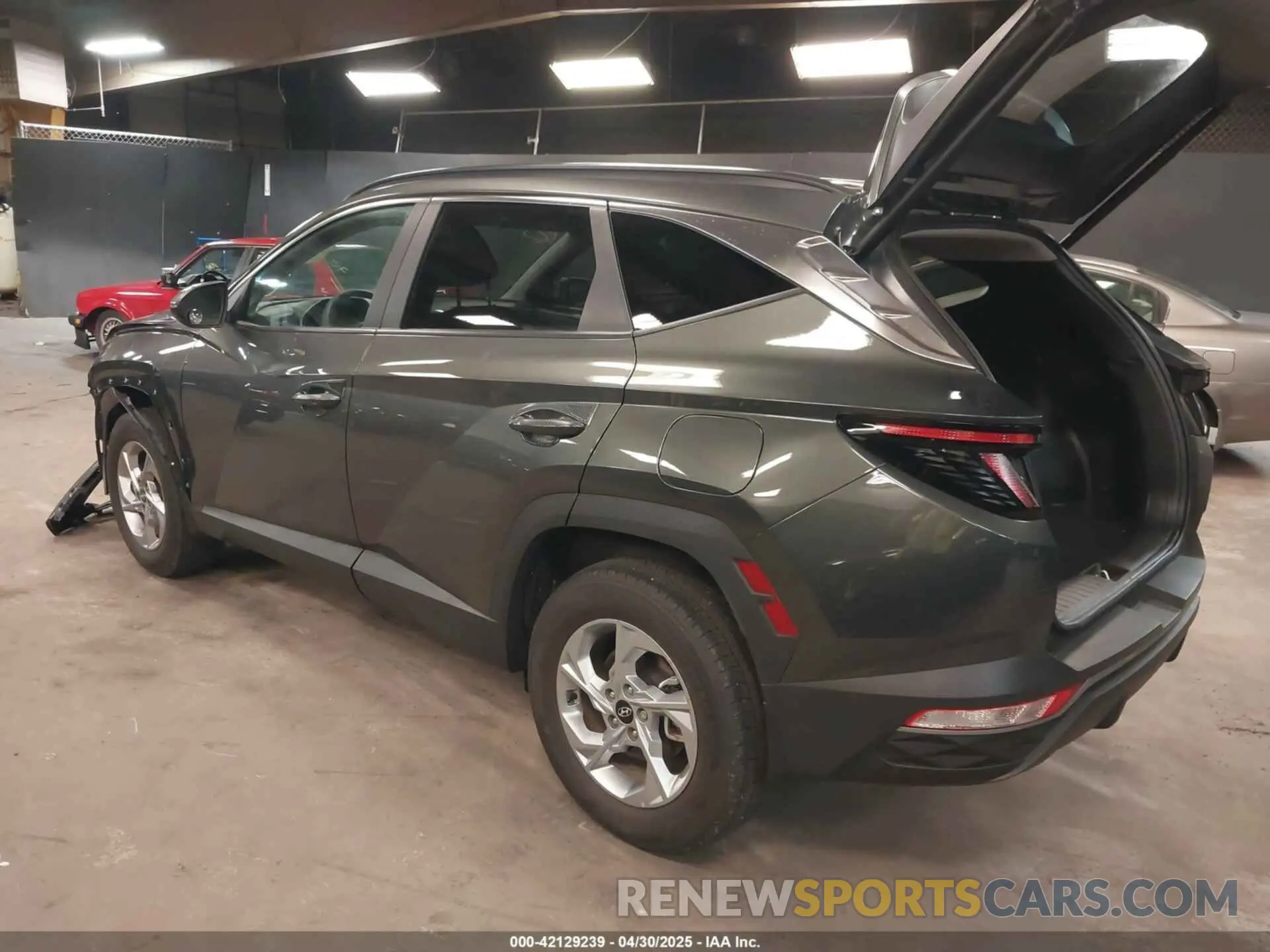 3 Photograph of a damaged car 5NMJBCAE9PH192703 HYUNDAI TUCSON 2023