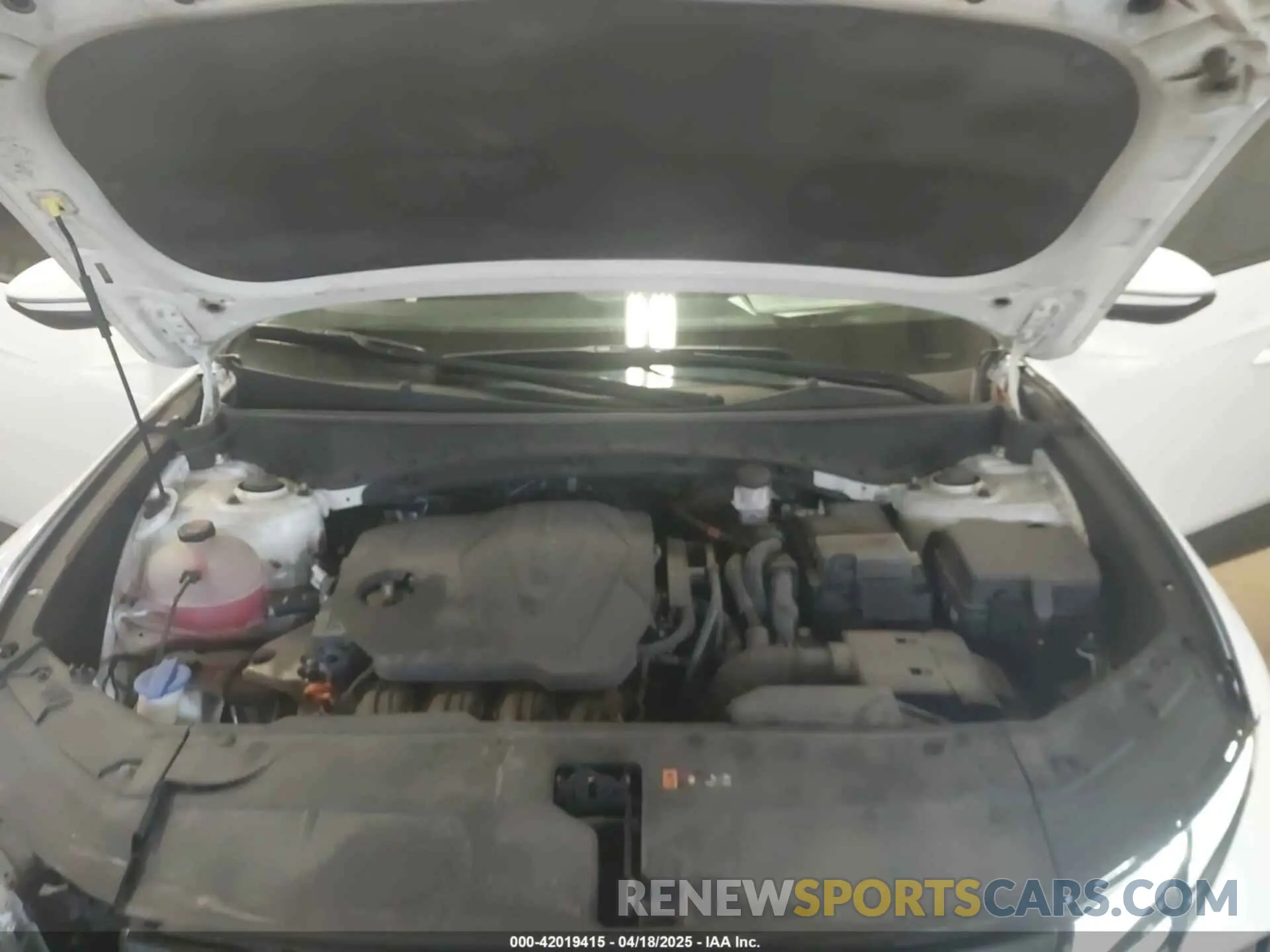 10 Photograph of a damaged car 5NMJBCAE9PH271742 HYUNDAI TUCSON 2023