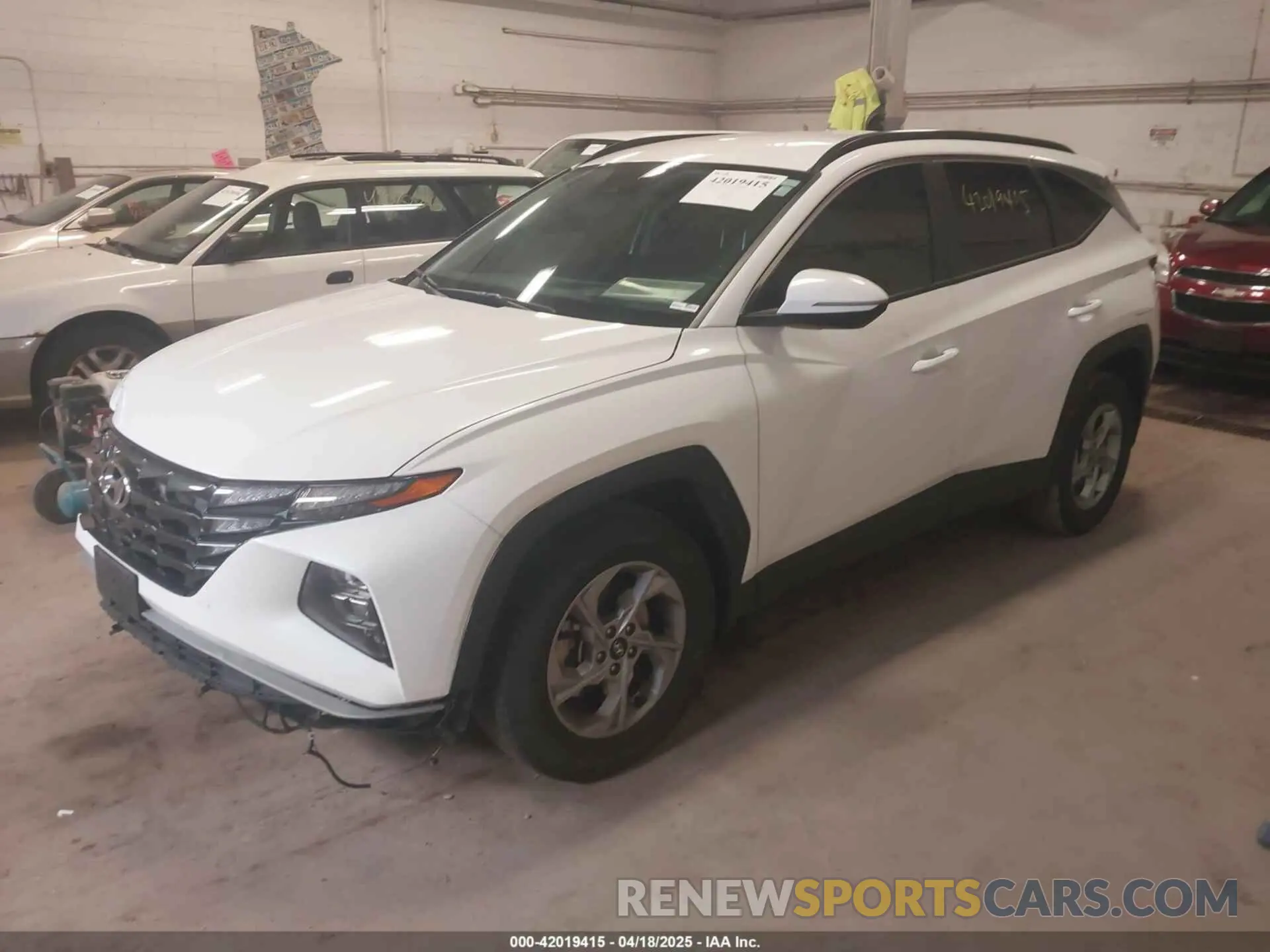 2 Photograph of a damaged car 5NMJBCAE9PH271742 HYUNDAI TUCSON 2023