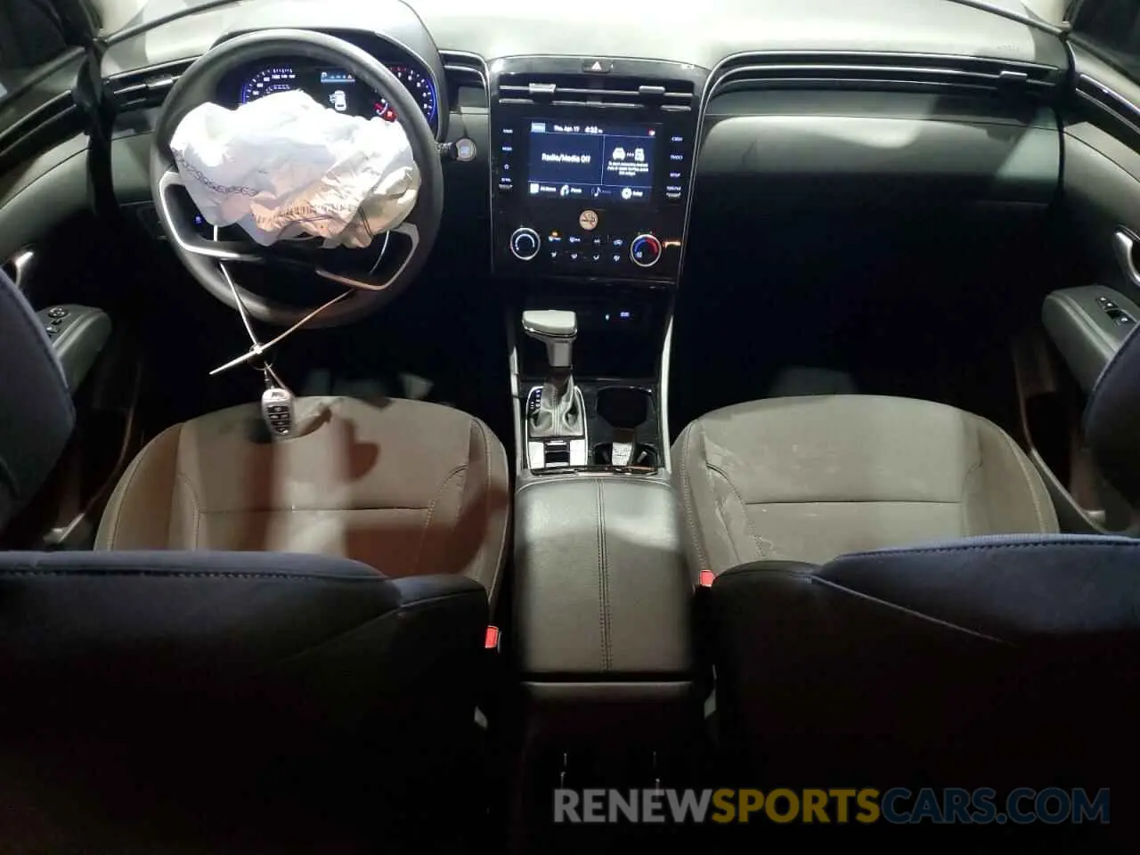 8 Photograph of a damaged car 5NMJBCAE9PH282997 HYUNDAI TUCSON 2023