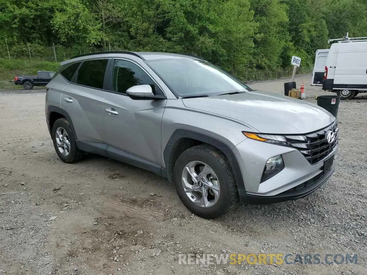 4 Photograph of a damaged car 5NMJBCAE9PH287388 HYUNDAI TUCSON 2023