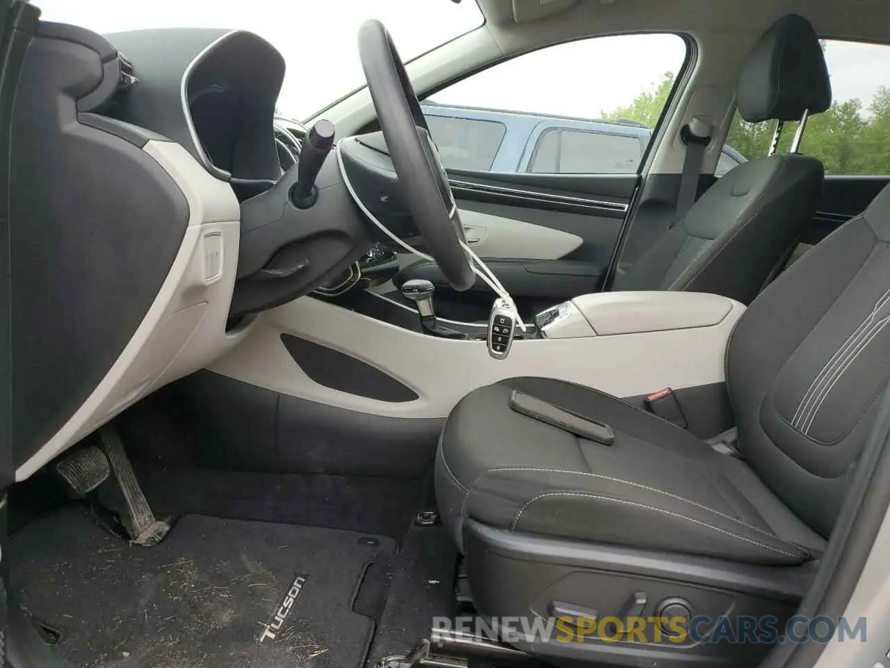 7 Photograph of a damaged car 5NMJBCAE9PH287388 HYUNDAI TUCSON 2023
