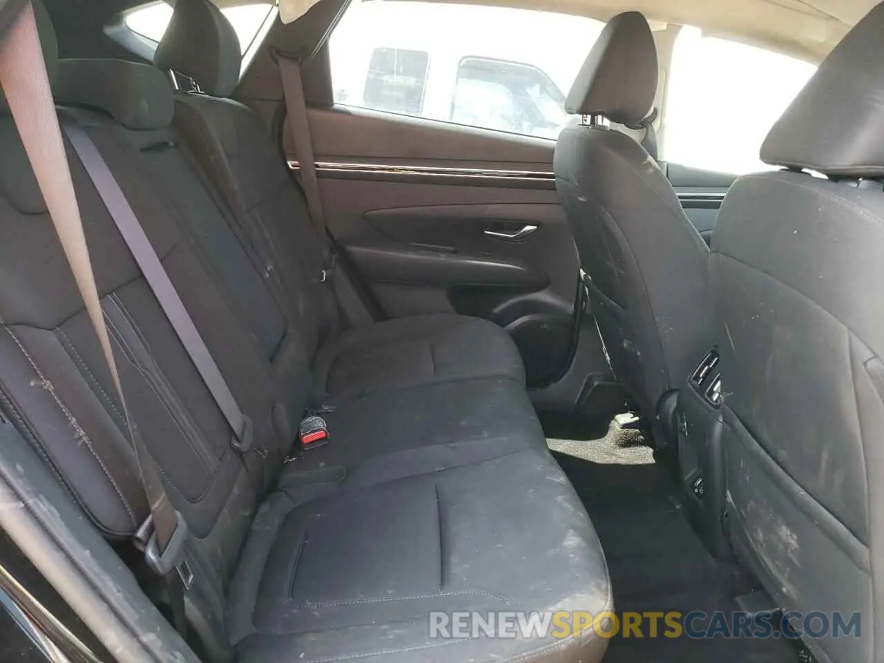11 Photograph of a damaged car 5NMJBCAE9PH293806 HYUNDAI TUCSON 2023