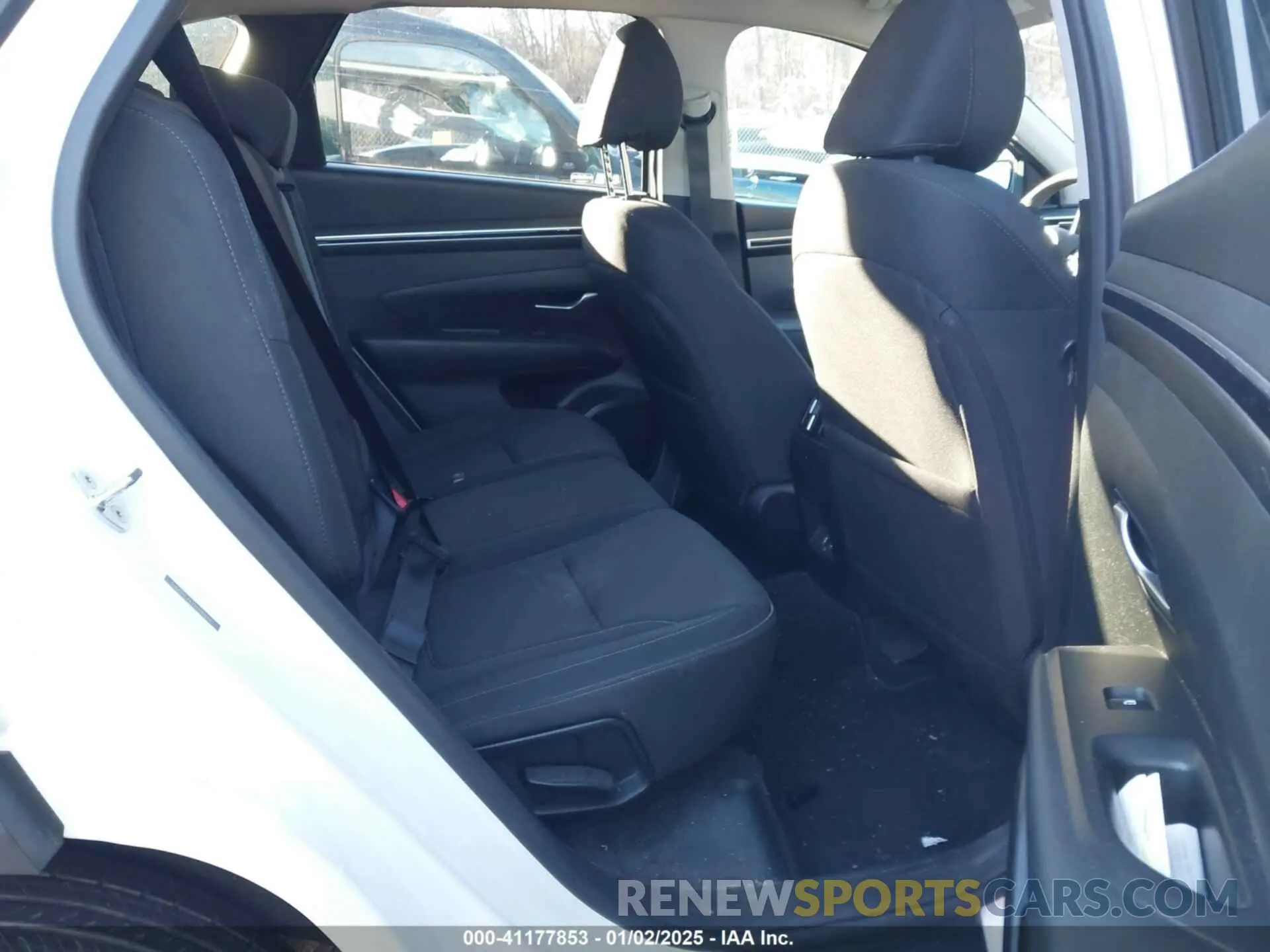 8 Photograph of a damaged car 5NMJBCAEXPH186568 HYUNDAI TUCSON 2023