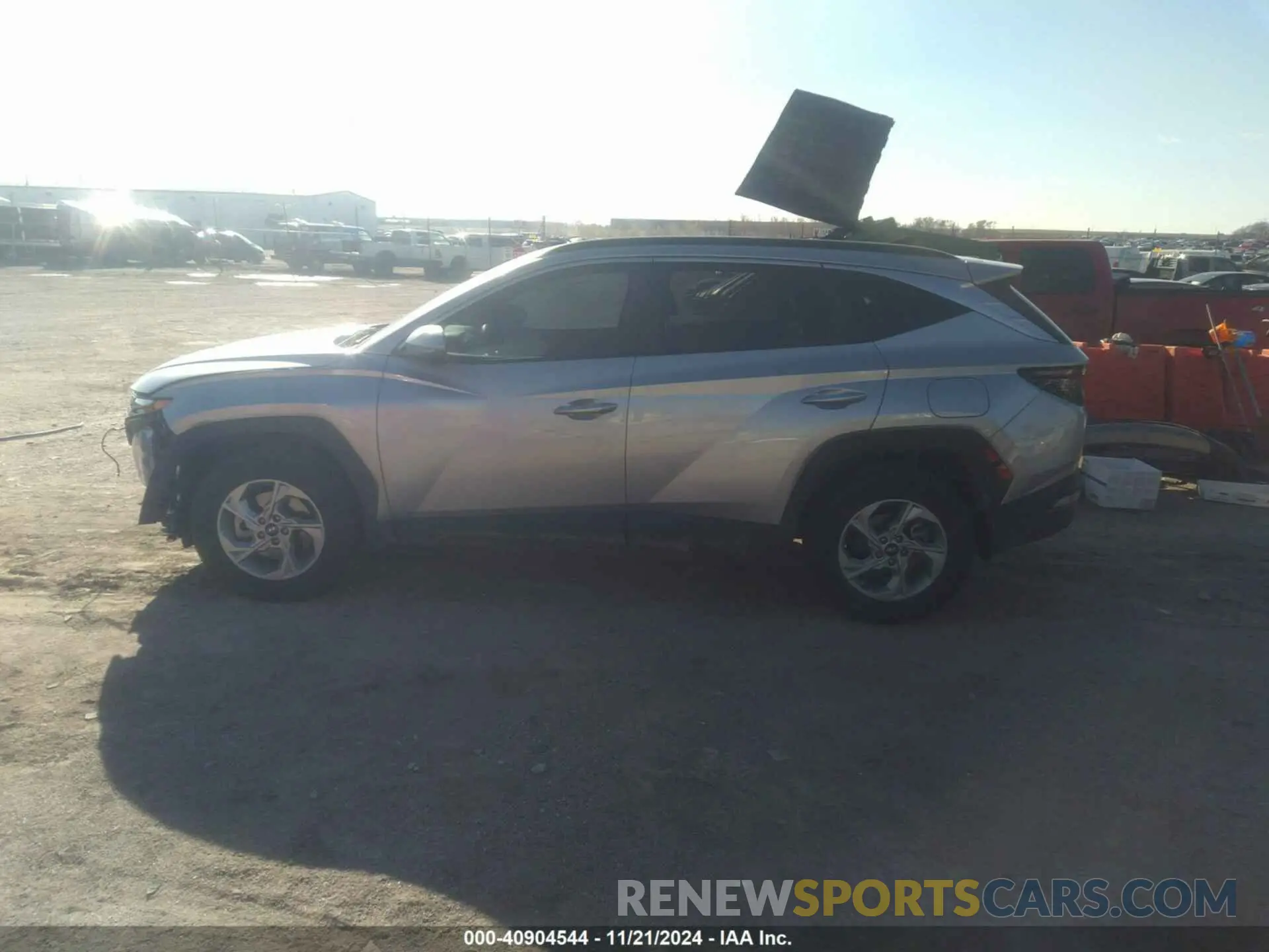 15 Photograph of a damaged car 5NMJBCAEXPH226213 HYUNDAI TUCSON 2023