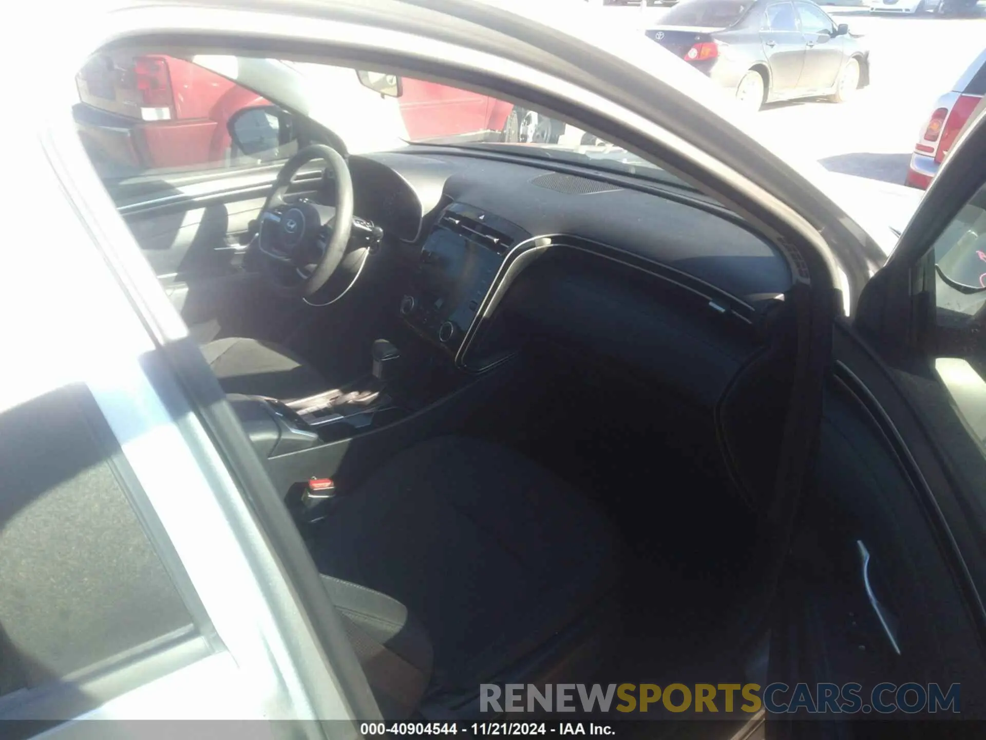 5 Photograph of a damaged car 5NMJBCAEXPH226213 HYUNDAI TUCSON 2023