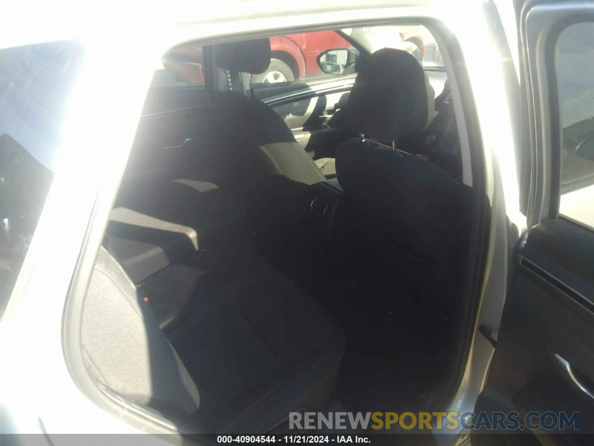 8 Photograph of a damaged car 5NMJBCAEXPH226213 HYUNDAI TUCSON 2023