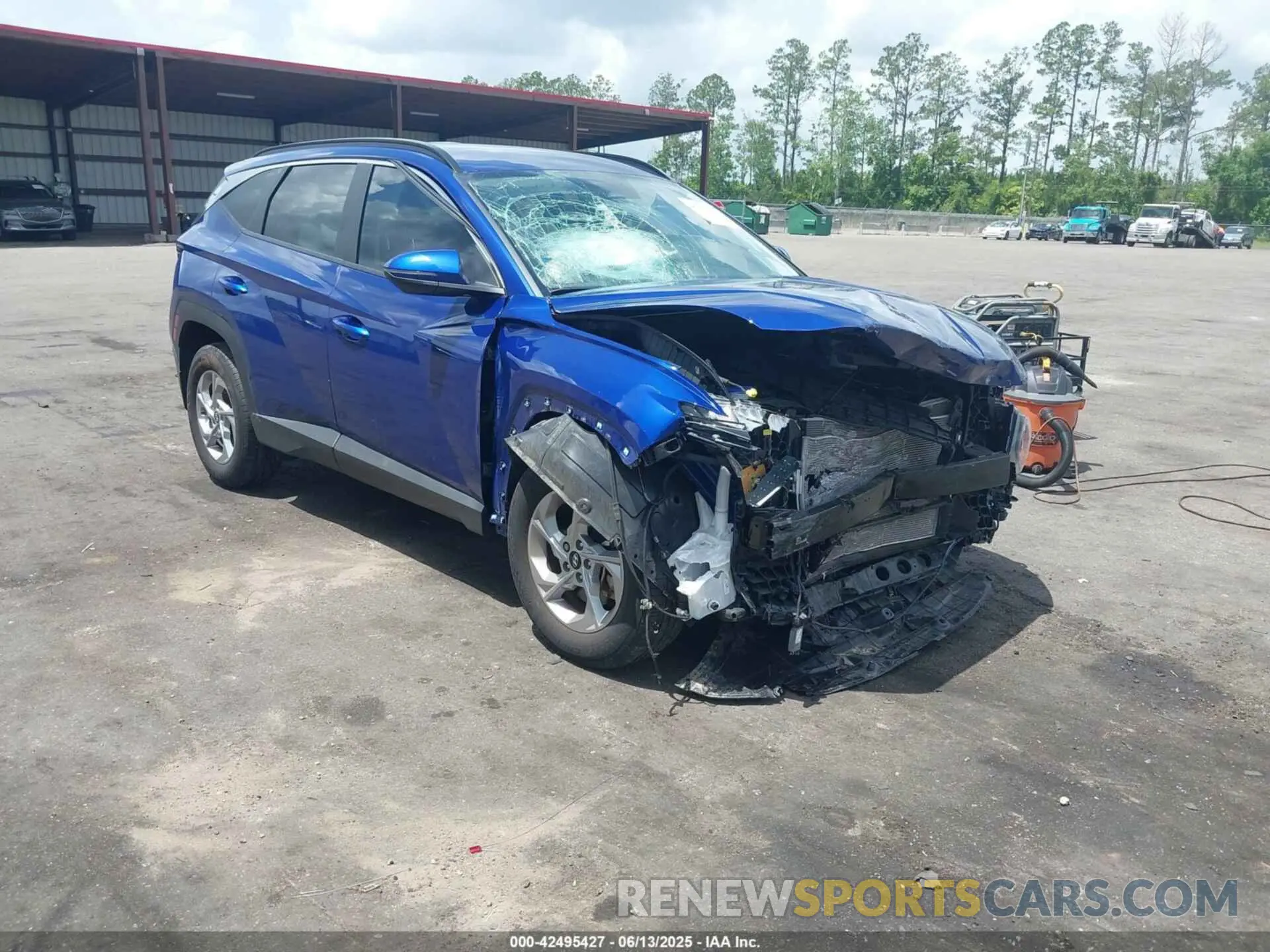 1 Photograph of a damaged car 5NMJBCAEXPH267988 HYUNDAI TUCSON 2023