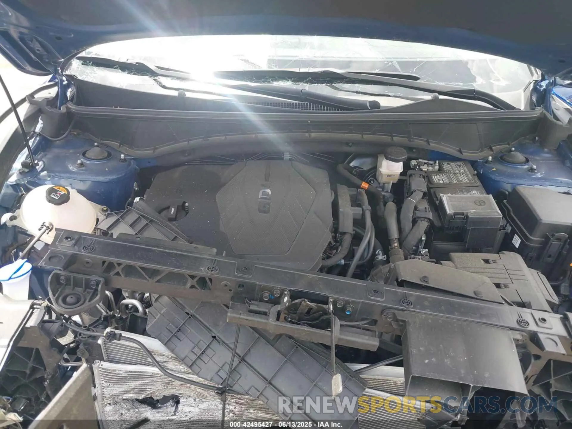 10 Photograph of a damaged car 5NMJBCAEXPH267988 HYUNDAI TUCSON 2023