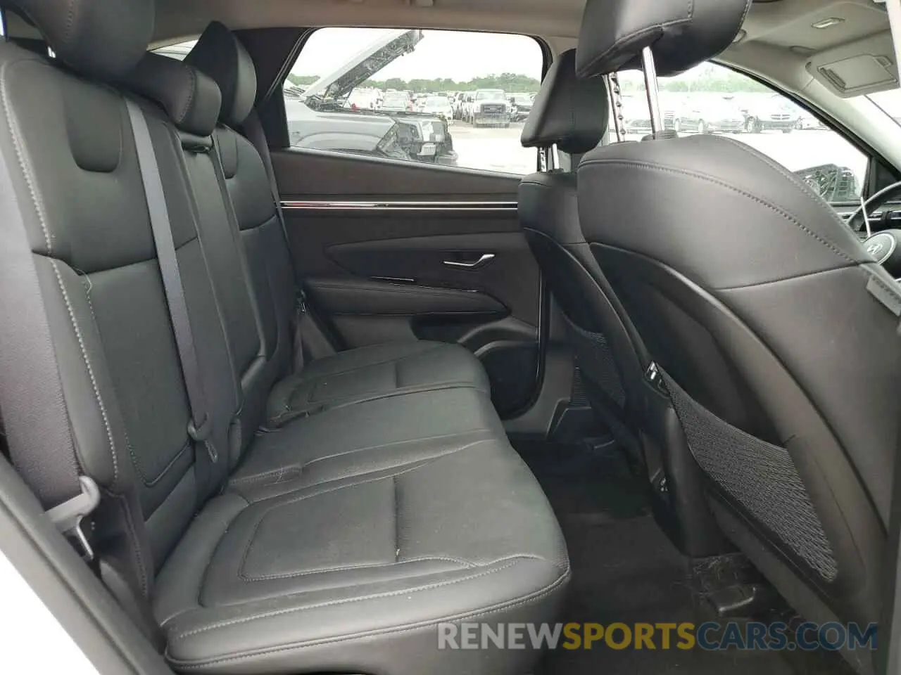 11 Photograph of a damaged car 5NMJE3AE1PH239228 HYUNDAI TUCSON 2023