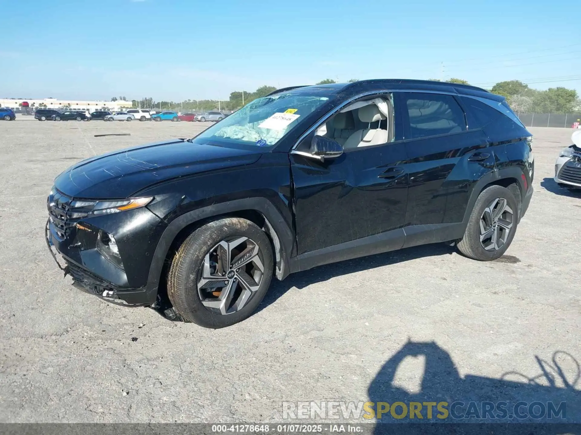 2 Photograph of a damaged car 5NMJE3AE2PH284372 HYUNDAI TUCSON 2023