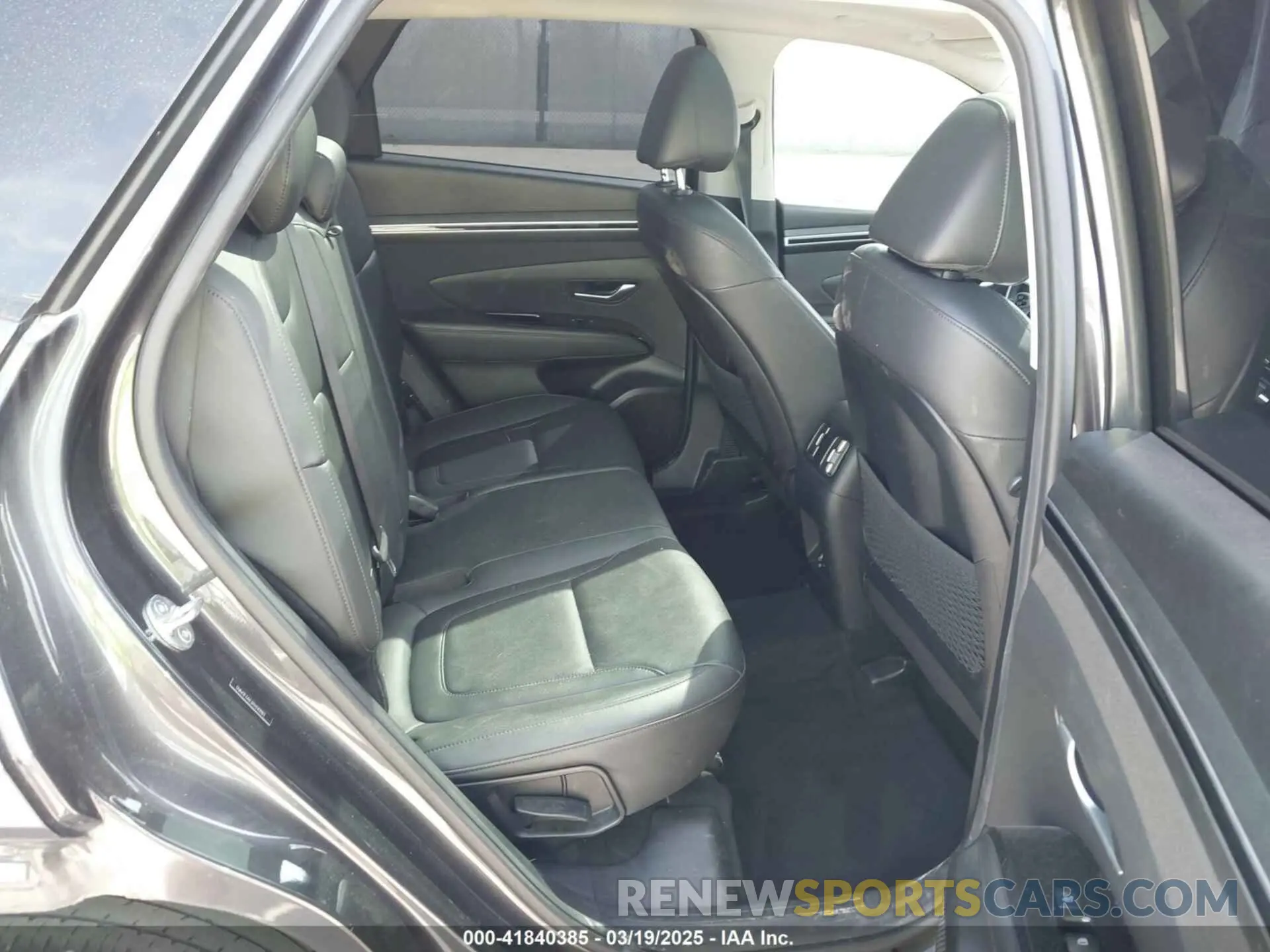 8 Photograph of a damaged car 5NMJE3AE3PH241983 HYUNDAI TUCSON 2023