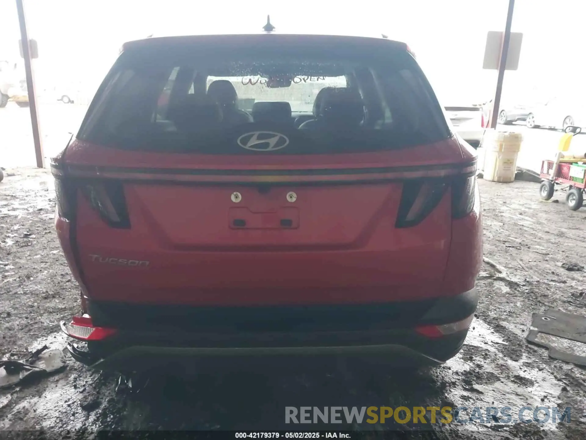 16 Photograph of a damaged car 5NMJE3AE4PH193183 HYUNDAI TUCSON 2023