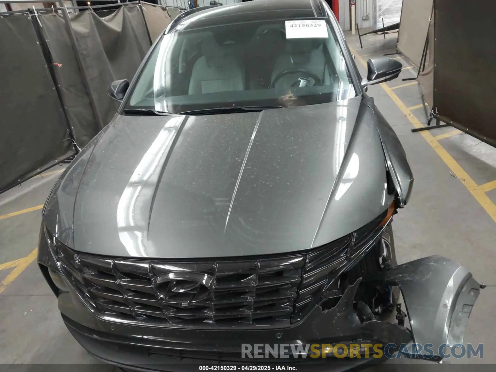 11 Photograph of a damaged car 5NMJE3AE5PH248949 HYUNDAI TUCSON 2023