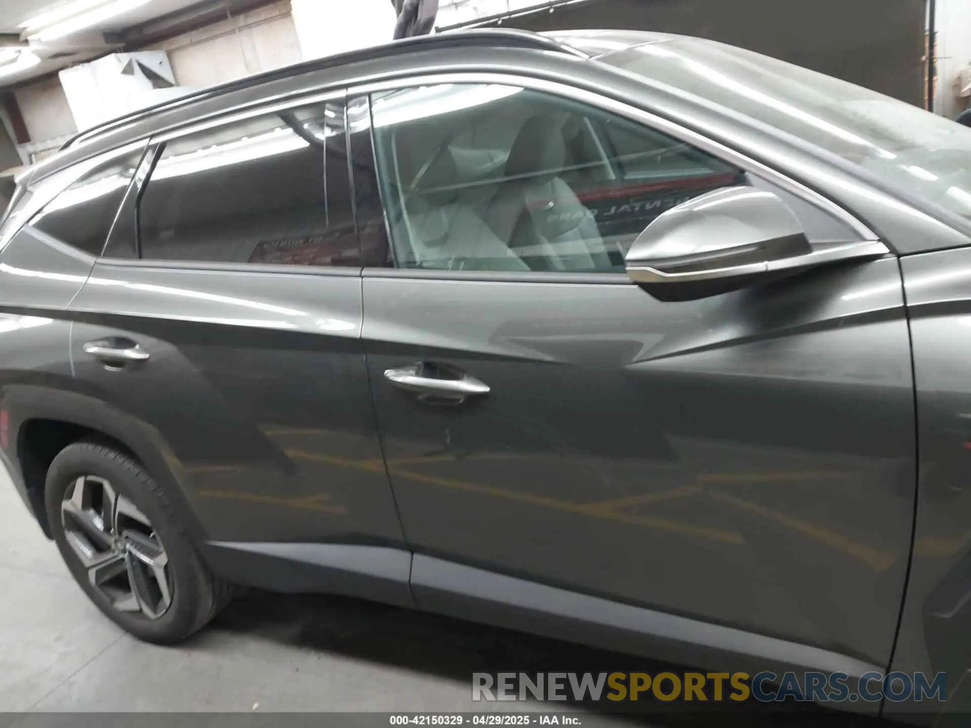 12 Photograph of a damaged car 5NMJE3AE5PH248949 HYUNDAI TUCSON 2023