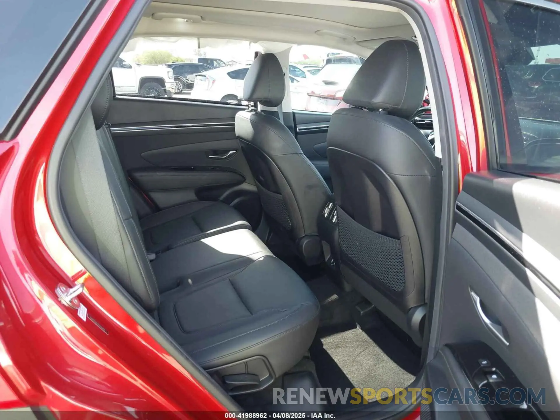 8 Photograph of a damaged car 5NMJE3AE7PH255868 HYUNDAI TUCSON 2023